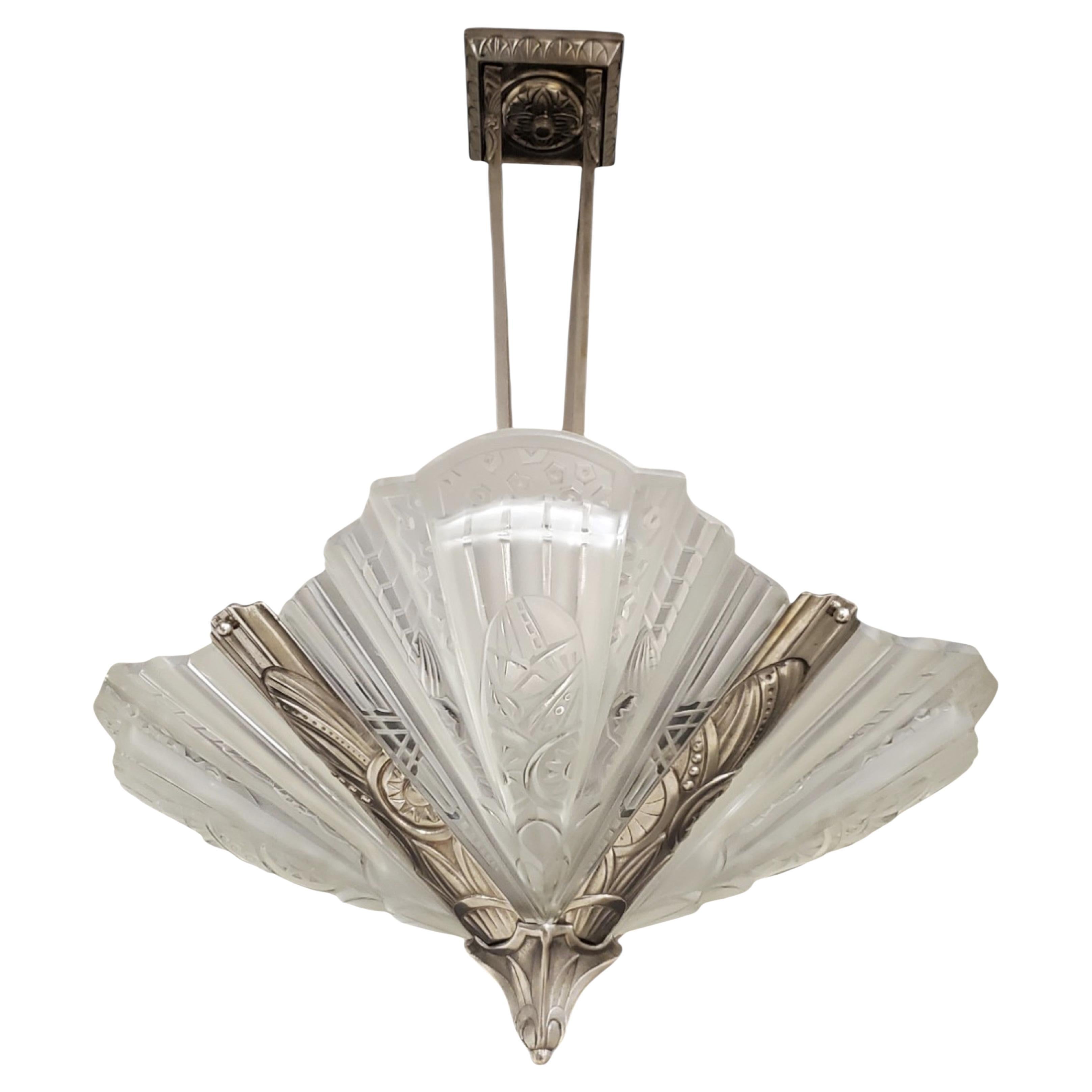 Französisch Art Deco original mattiert Kunstglas Nickel Kronleuchter unterzeichnet Frontisi im Angebot 12