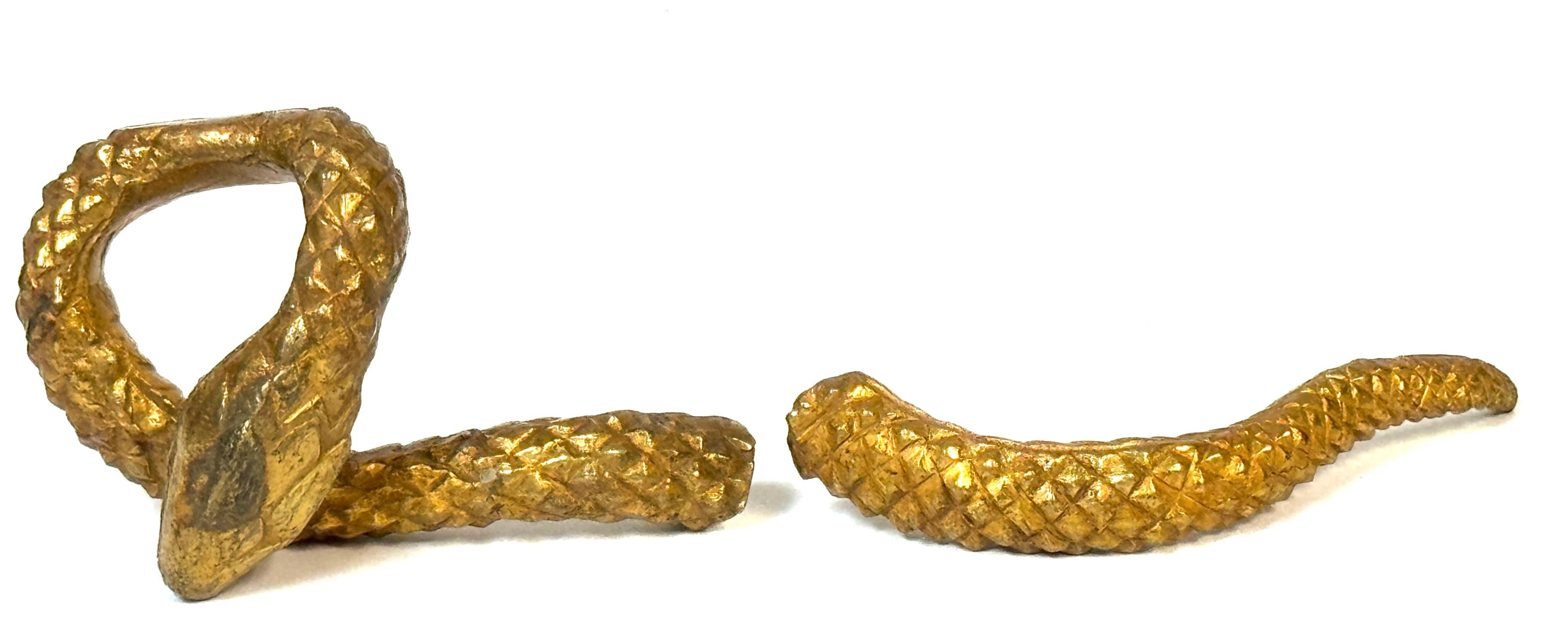 Asa de Serpiente Art Decó Francesa de Ormolu, estampada LT / 2, circa 1925-1935 Vaciado en venta