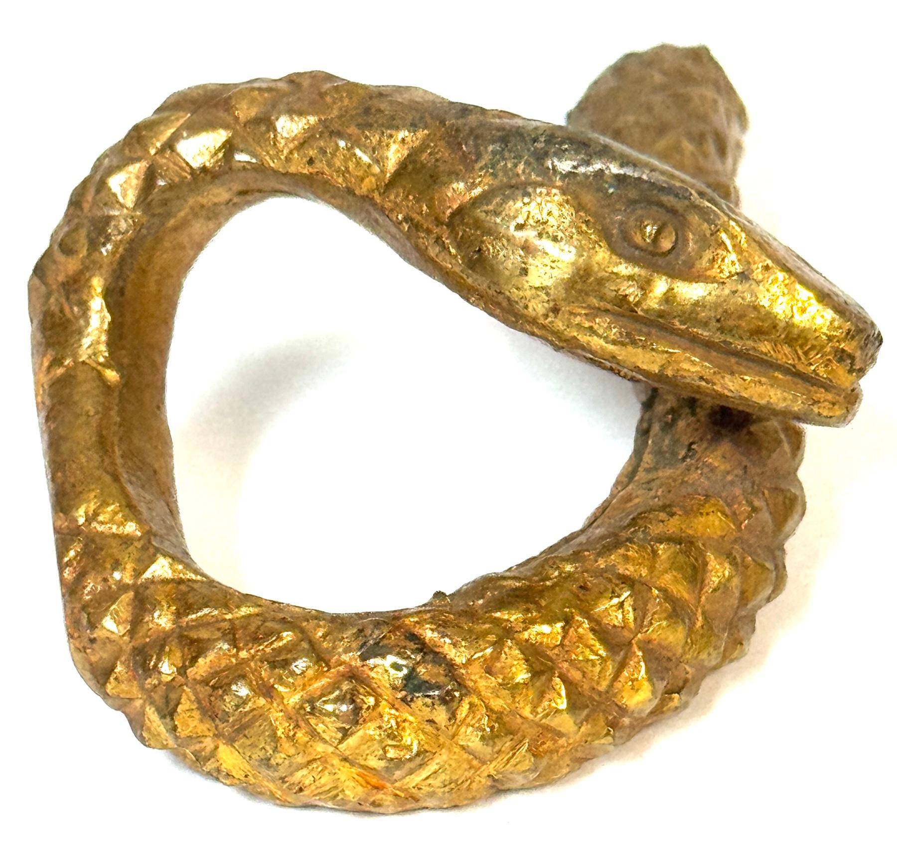 Asa de Serpiente Art Decó Francesa de Ormolu, estampada LT / 2, circa 1925-1935 Ormolú en venta