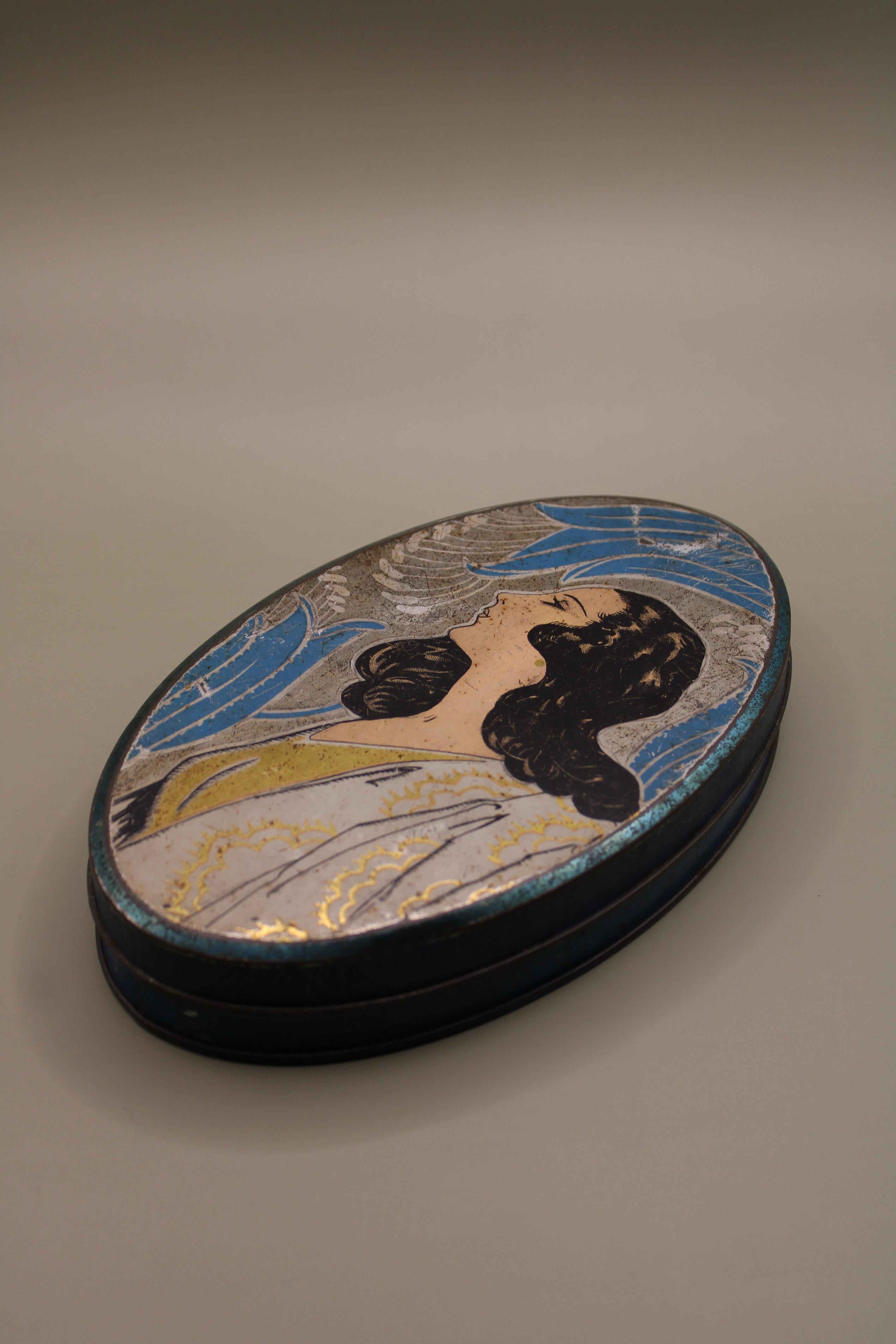 Mid-20th Century French Art Deco Oval Advertising Box Chocolate Tin 1930's France For Sale