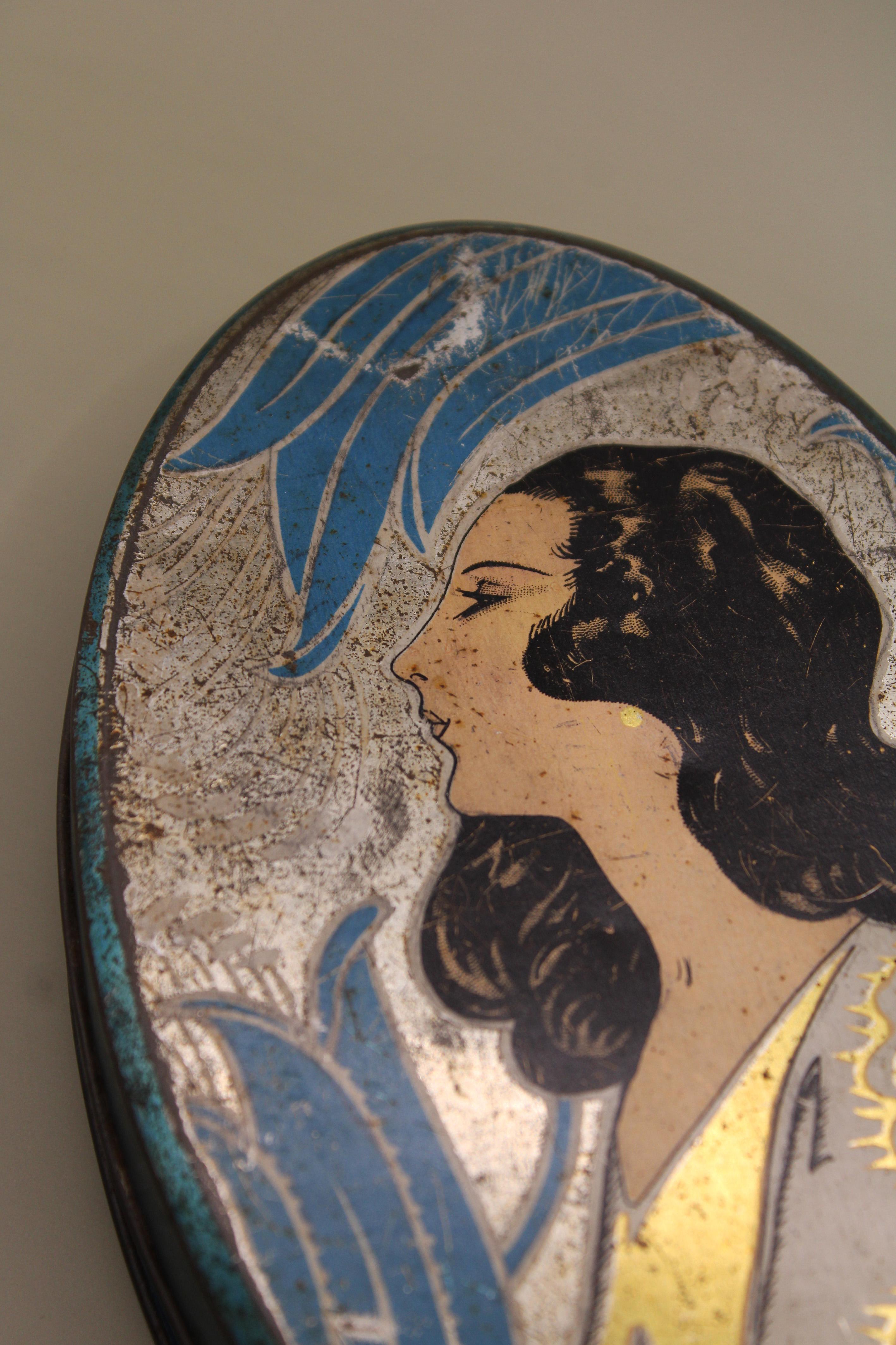 French Art Deco Oval Advertising Box Chocolate Tin 1930's France For Sale 1