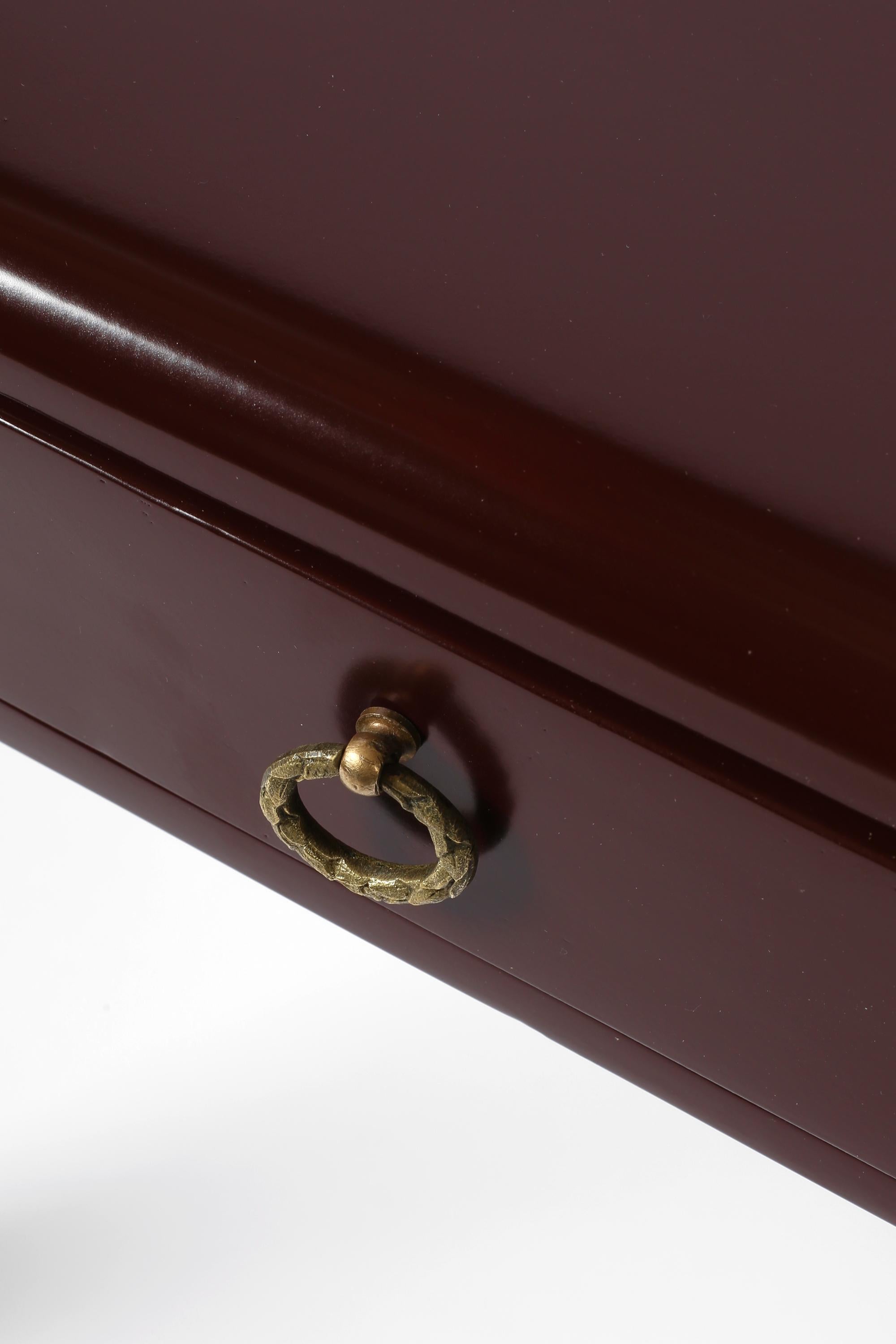 French Art Deco Oxblood Lacquer Atelier Martine Lamp Table For Sale 13
