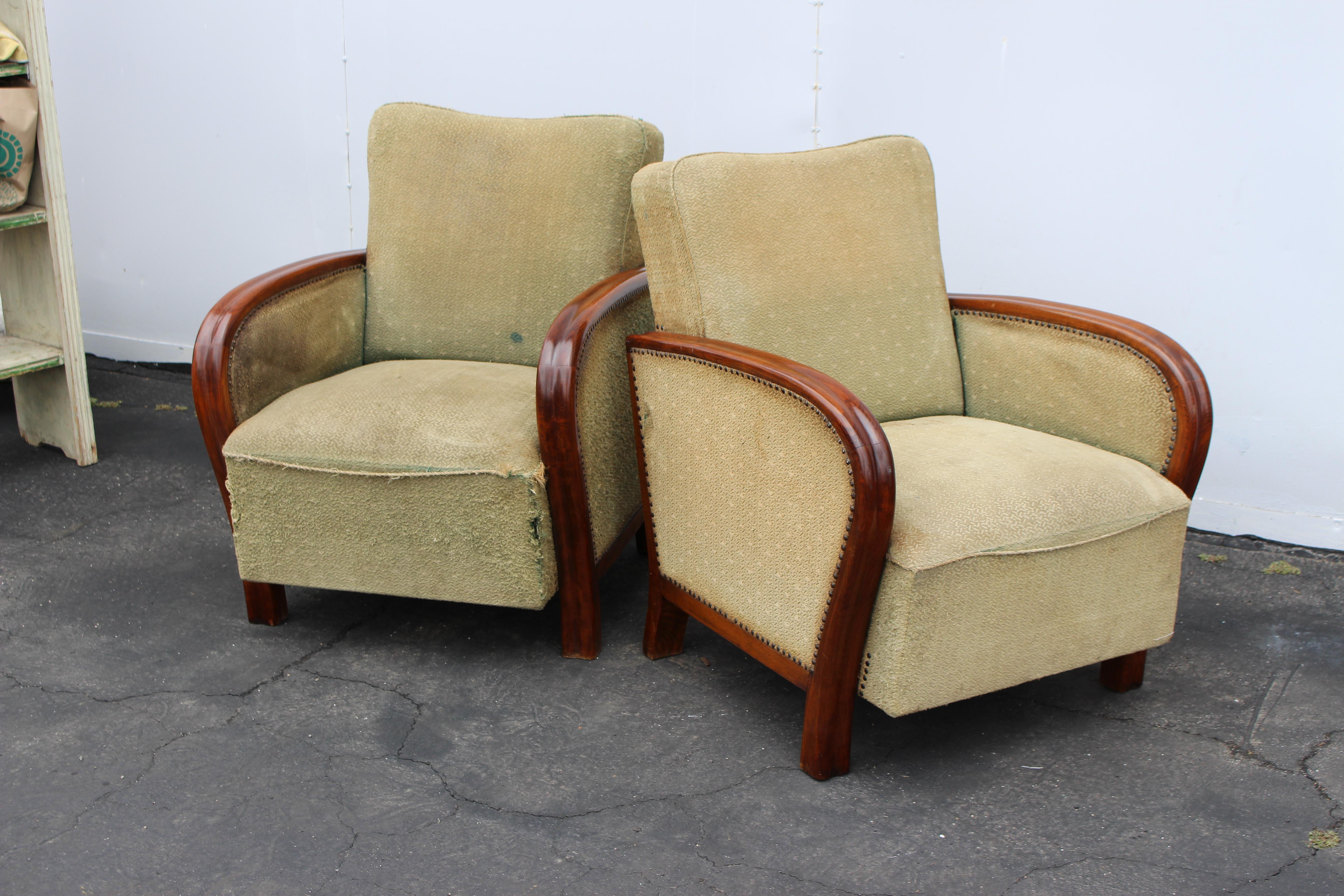 Mid-20th Century French Art Deco Pair of Club Chairs