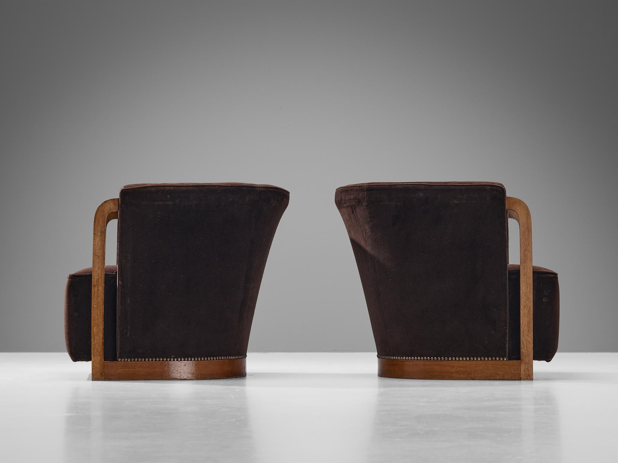 French Art Deco Pair of Lounge Chairs in Brown Velvet and Wood 3