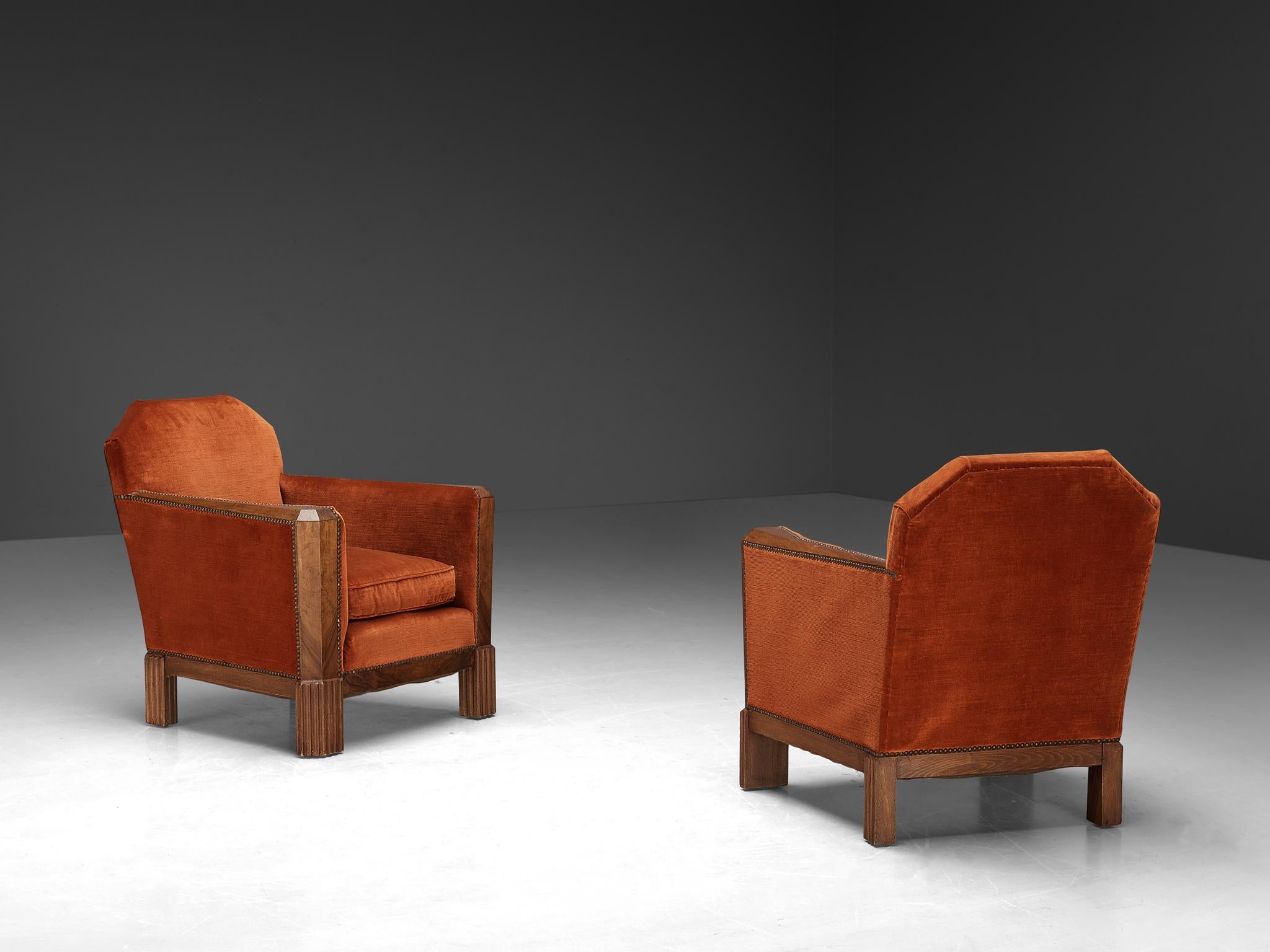 French Art Deco Pair of Lounge Chairs in Orange Corduroy and Walnut  For Sale 2