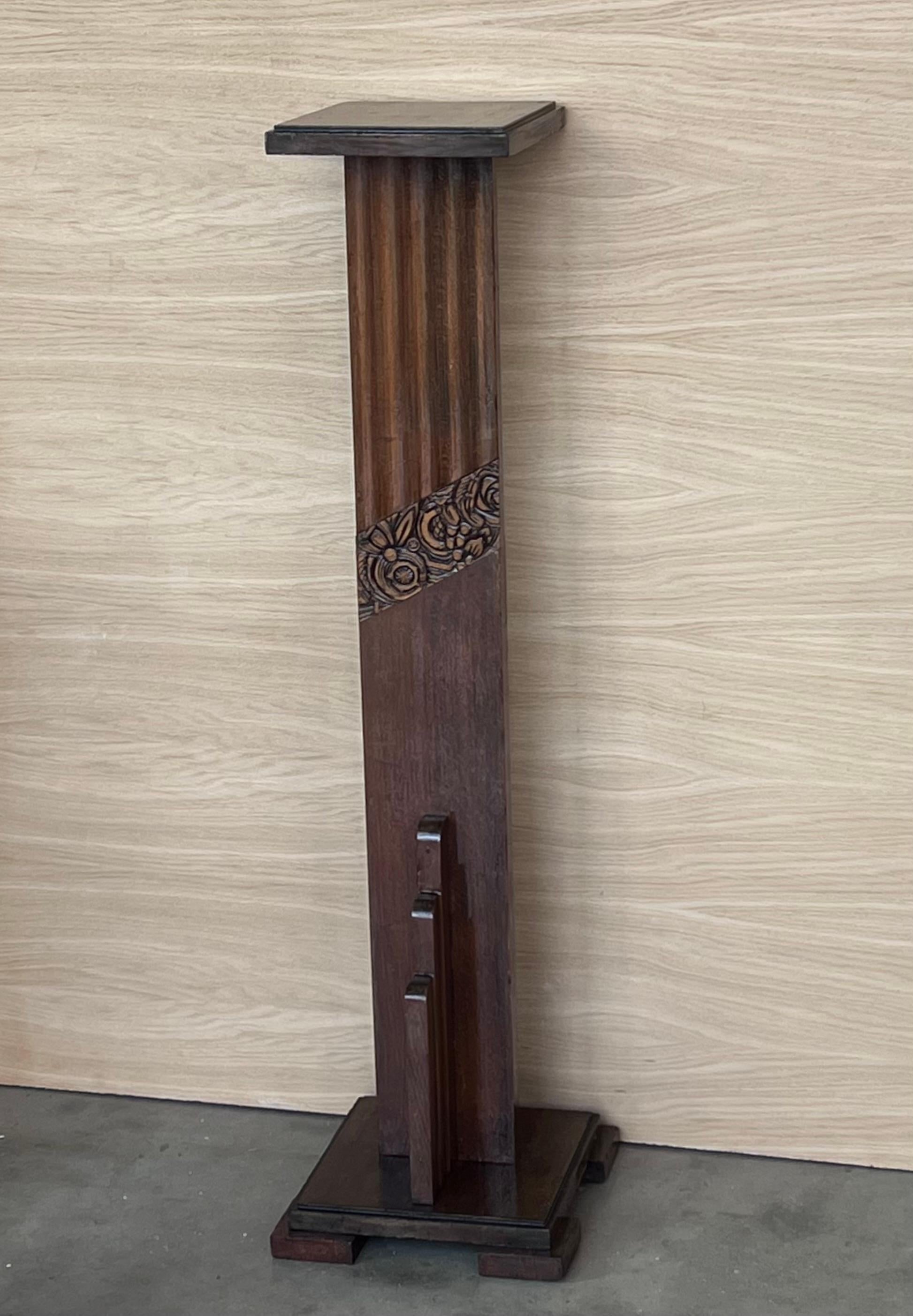 French Art Deco Pair of Pedestals in Walnut and Ebonized Wood For Sale 4