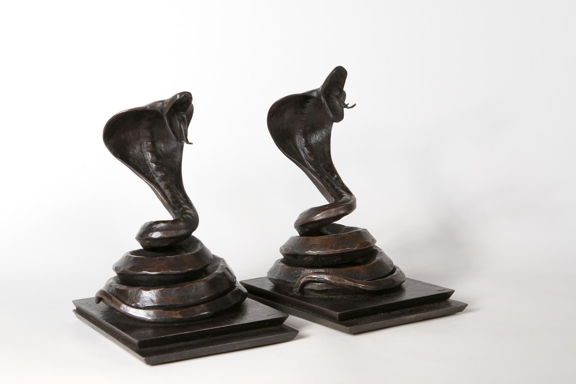 French Art Deco pair of snake bookends by Edgar Brandt  In Excellent Condition For Sale In SAINT-OUEN-SUR-SEINE, FR