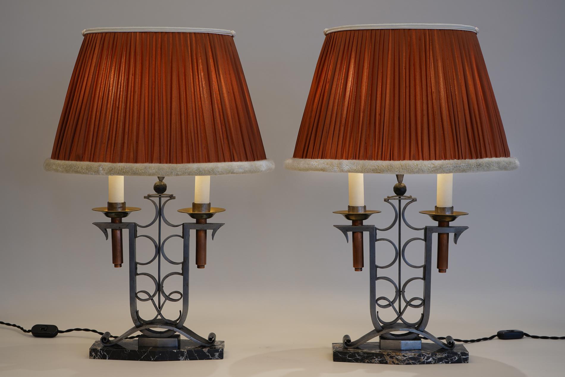 Paar französische Art-Déco-Tischlampen von Raymond Tubes  (Art déco) im Angebot