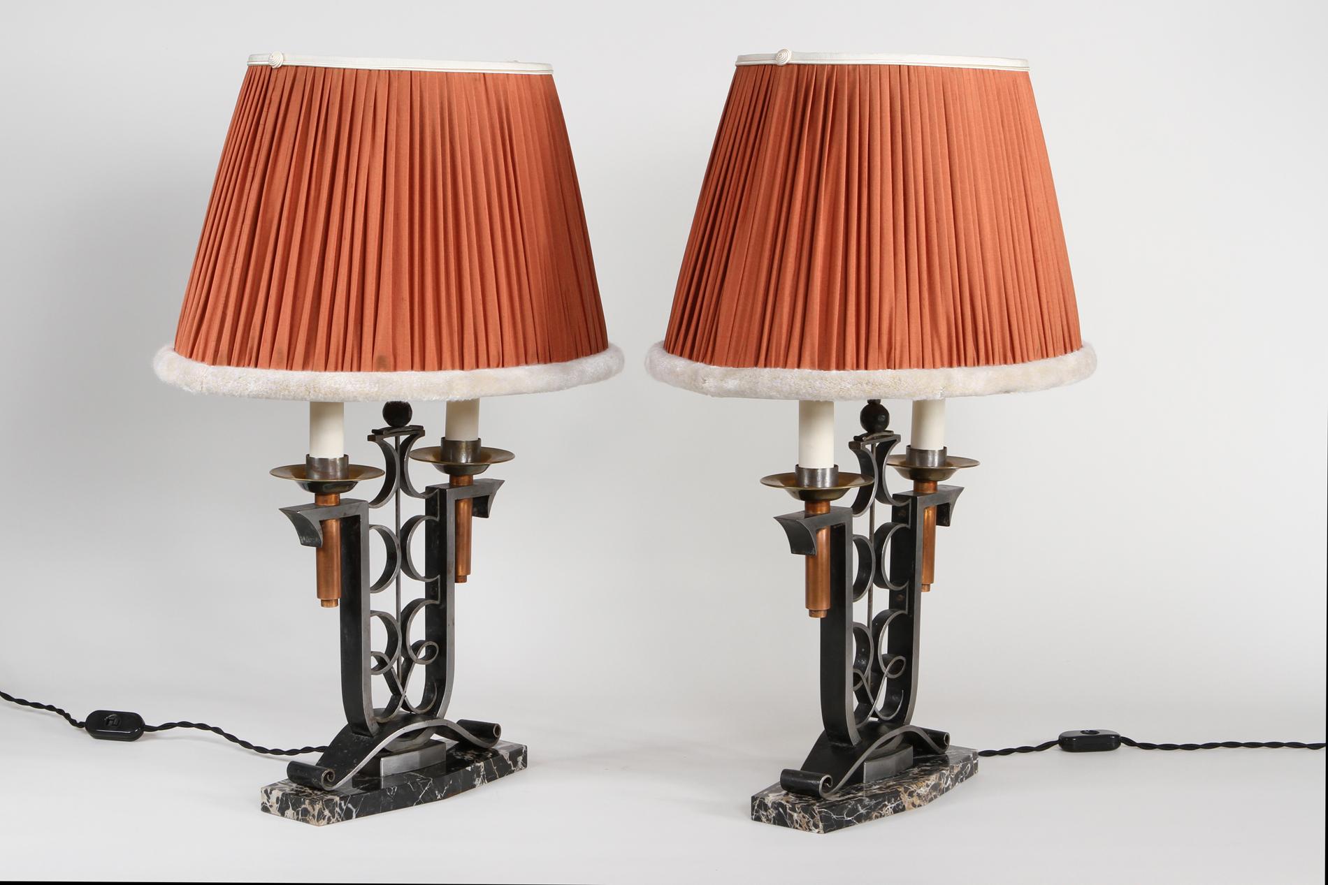 Paar französische Art-Déco-Tischlampen von Raymond Tubes  (Französisch) im Angebot