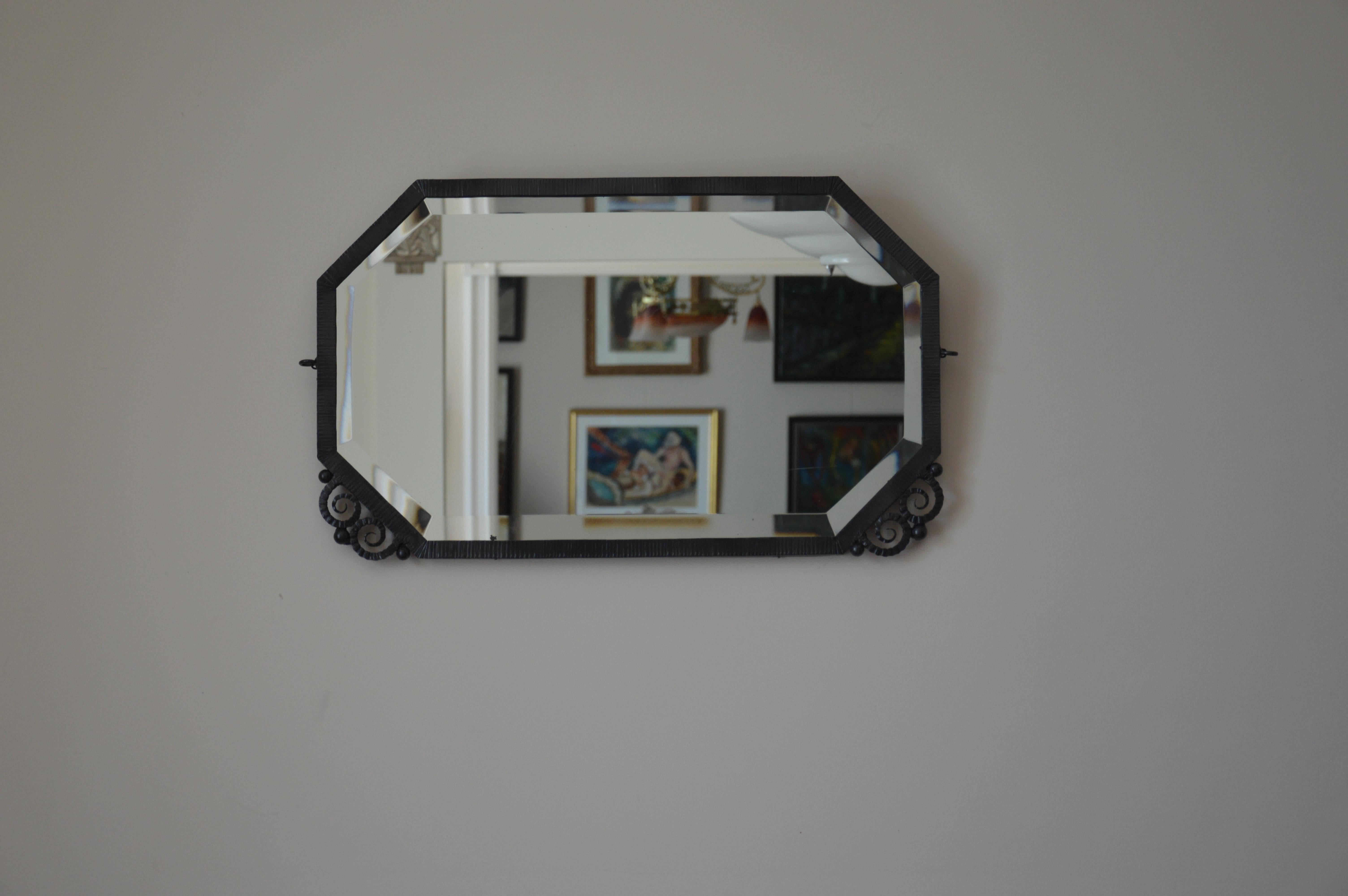 French Art Deco Pair of Wrought Iron Mirrors, ca.1930 For Sale 1