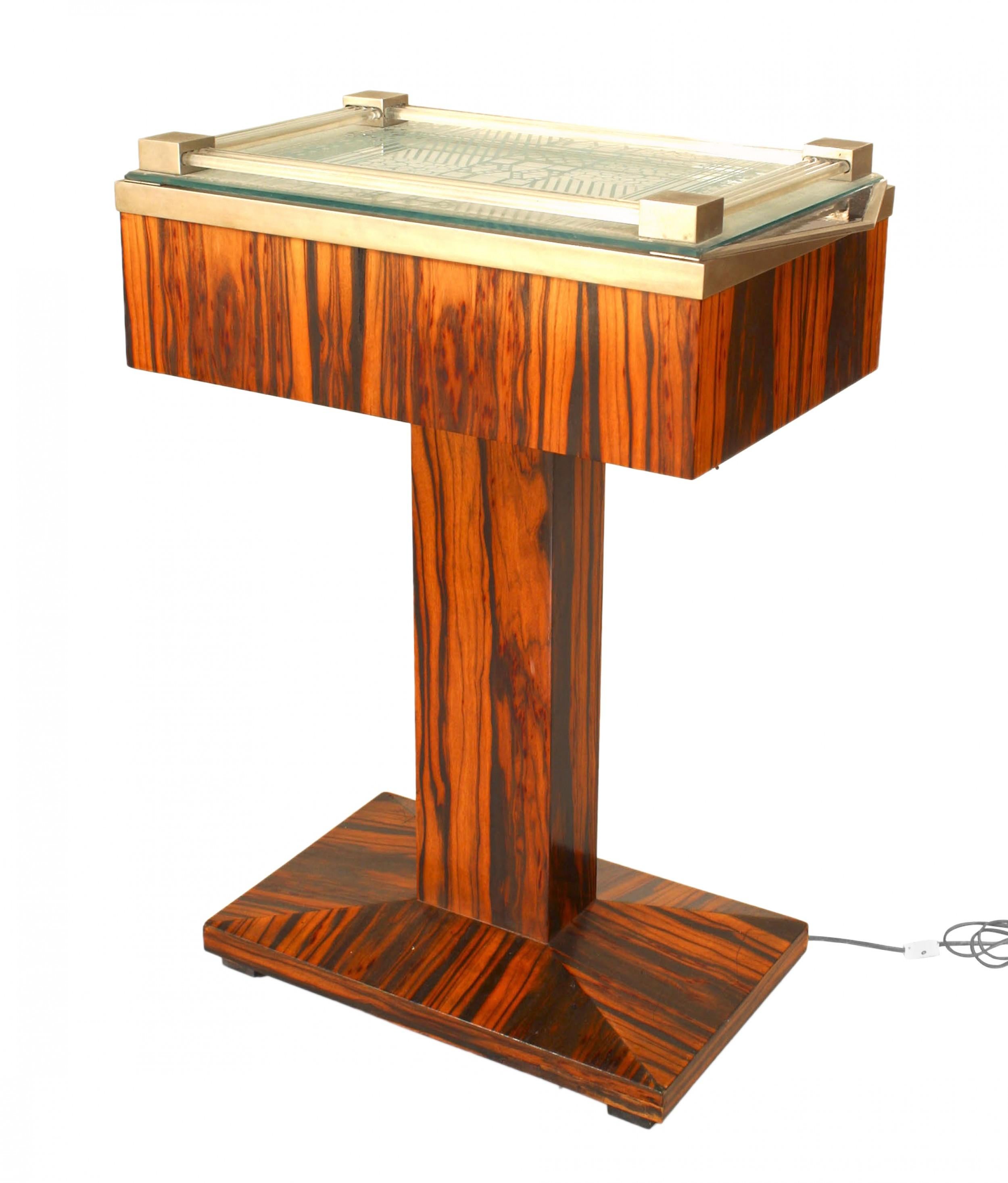 Mesa auxiliar francesa Art Decó de madera de palisandro Francés en venta