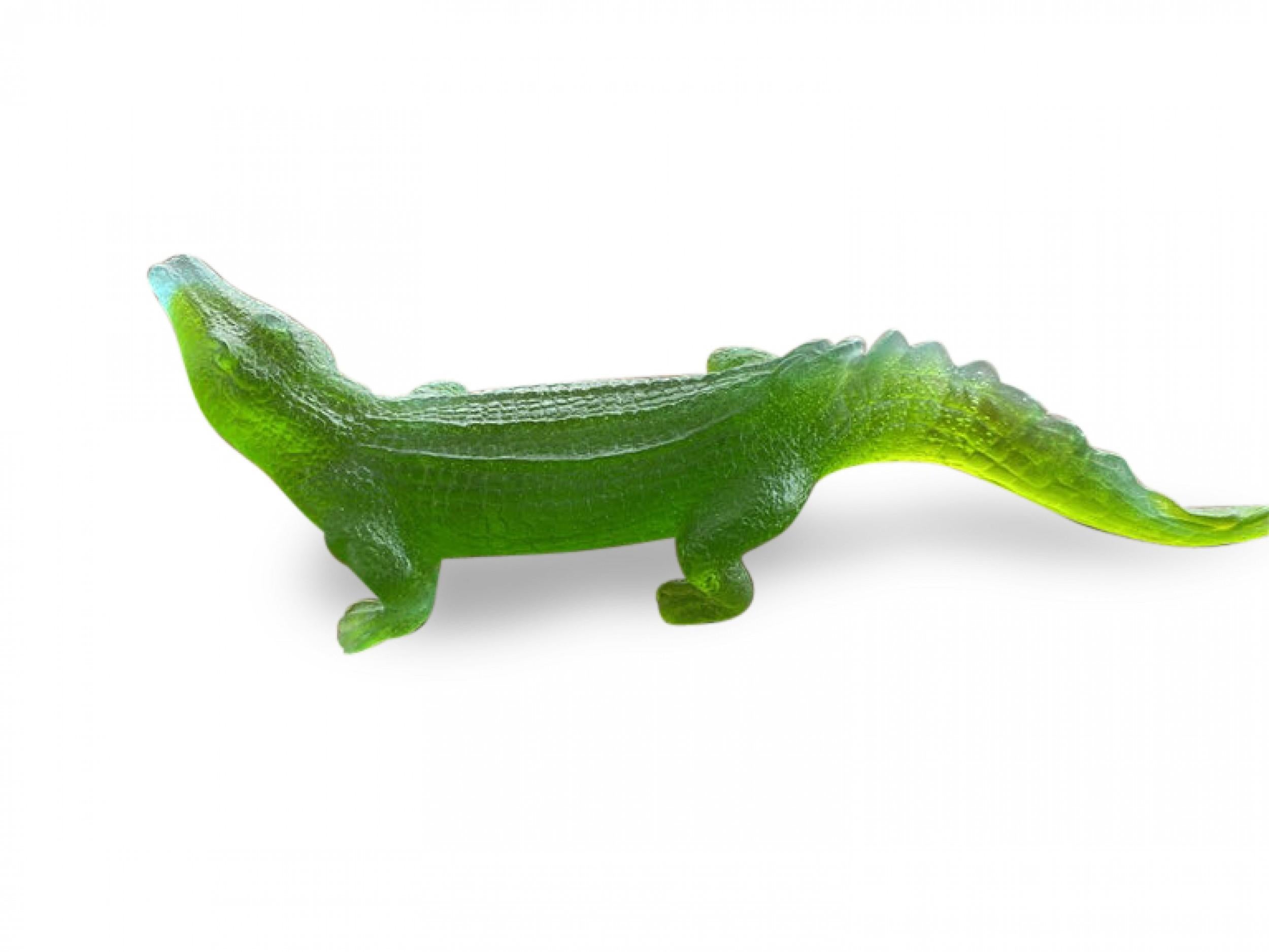 French Art Deco Pate-De-Verre Alligator Sculpture, Daum France In Good Condition For Sale In New York, NY