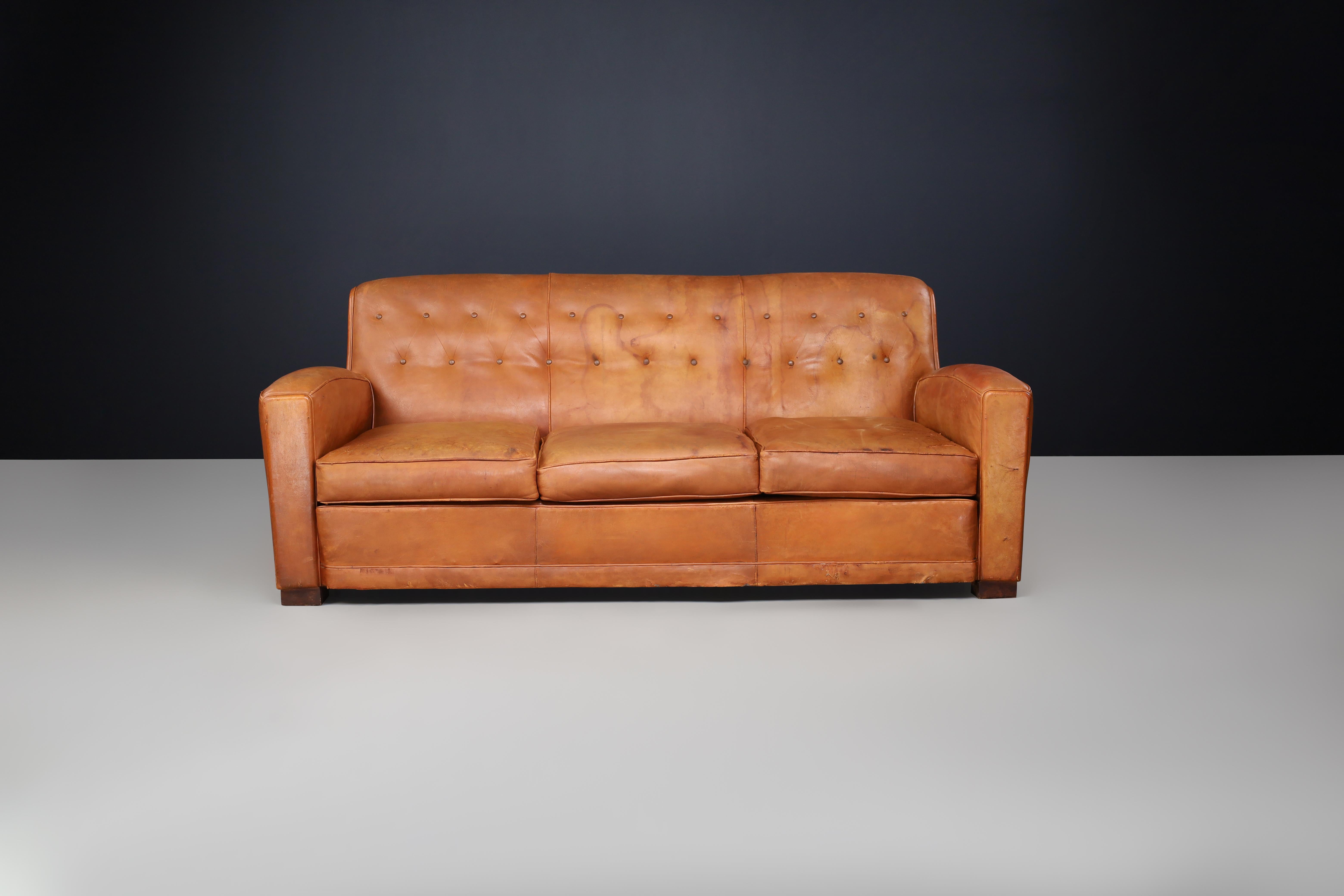 Français French Art Deco Patinated Leather Lounge Sofa, France, 1930s en vente