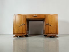 Scrivania Art Déco francese con piedistallo, in Oak con finiture in ottone, anni ’30