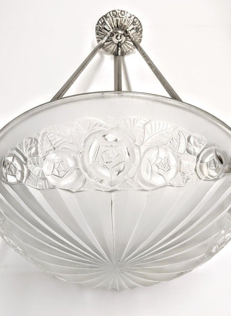 French Art Deco Pendant Chandelier by Degue In Good Condition For Sale In Long Island City, NY
