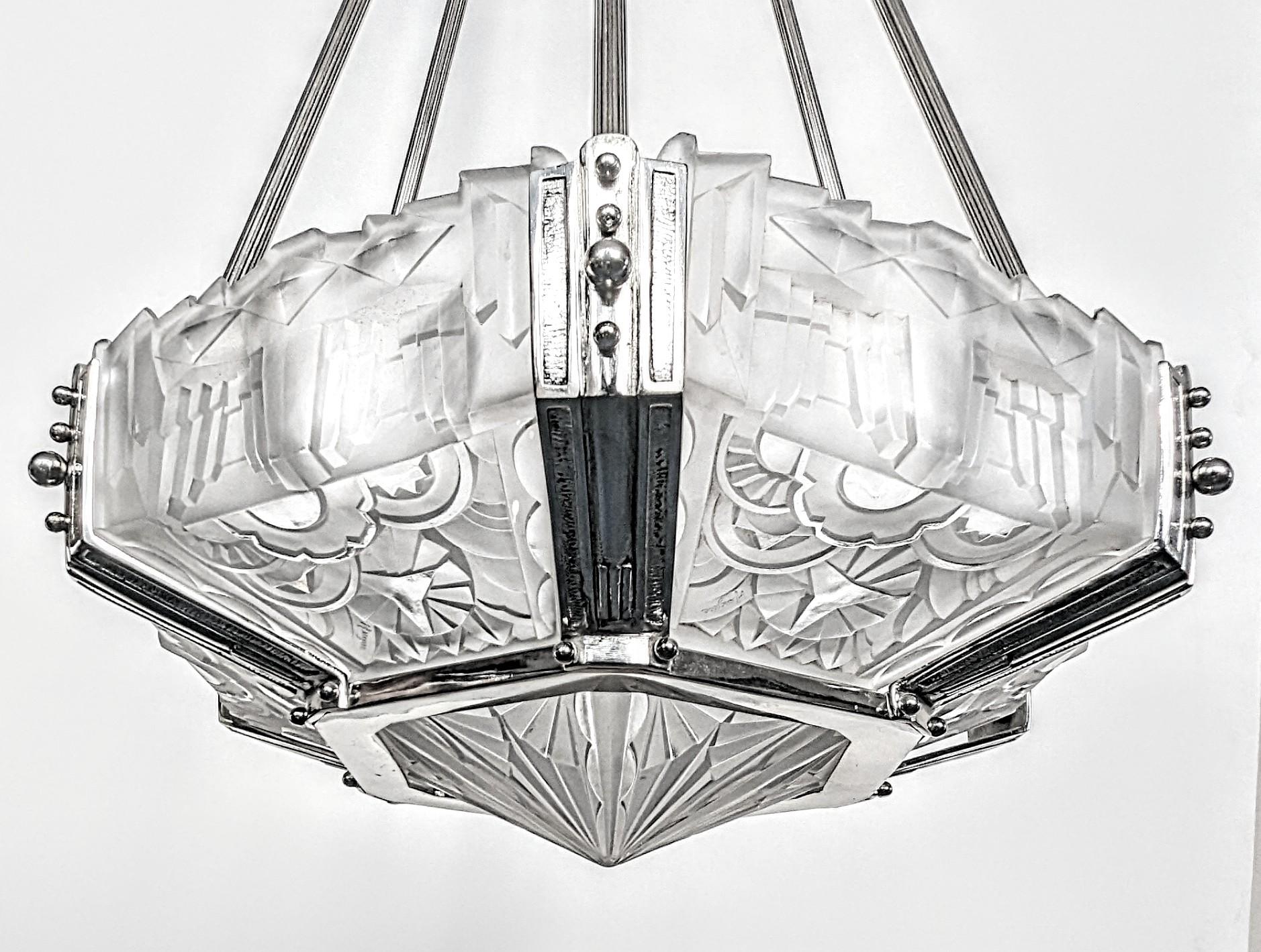 20th Century French Art Deco Pendant Chandelier by Hugue For Sale