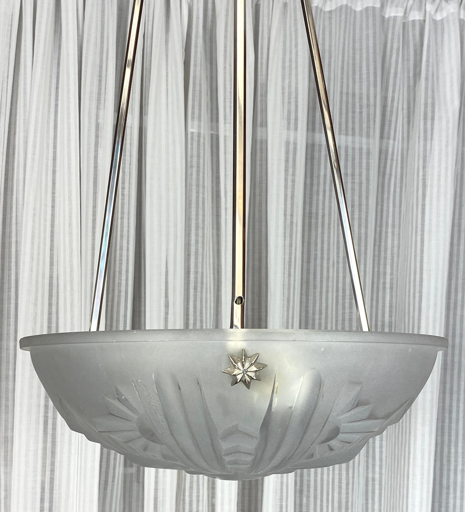 French Art Deco Pendant Chandelier in the manner of Degue For Sale 2