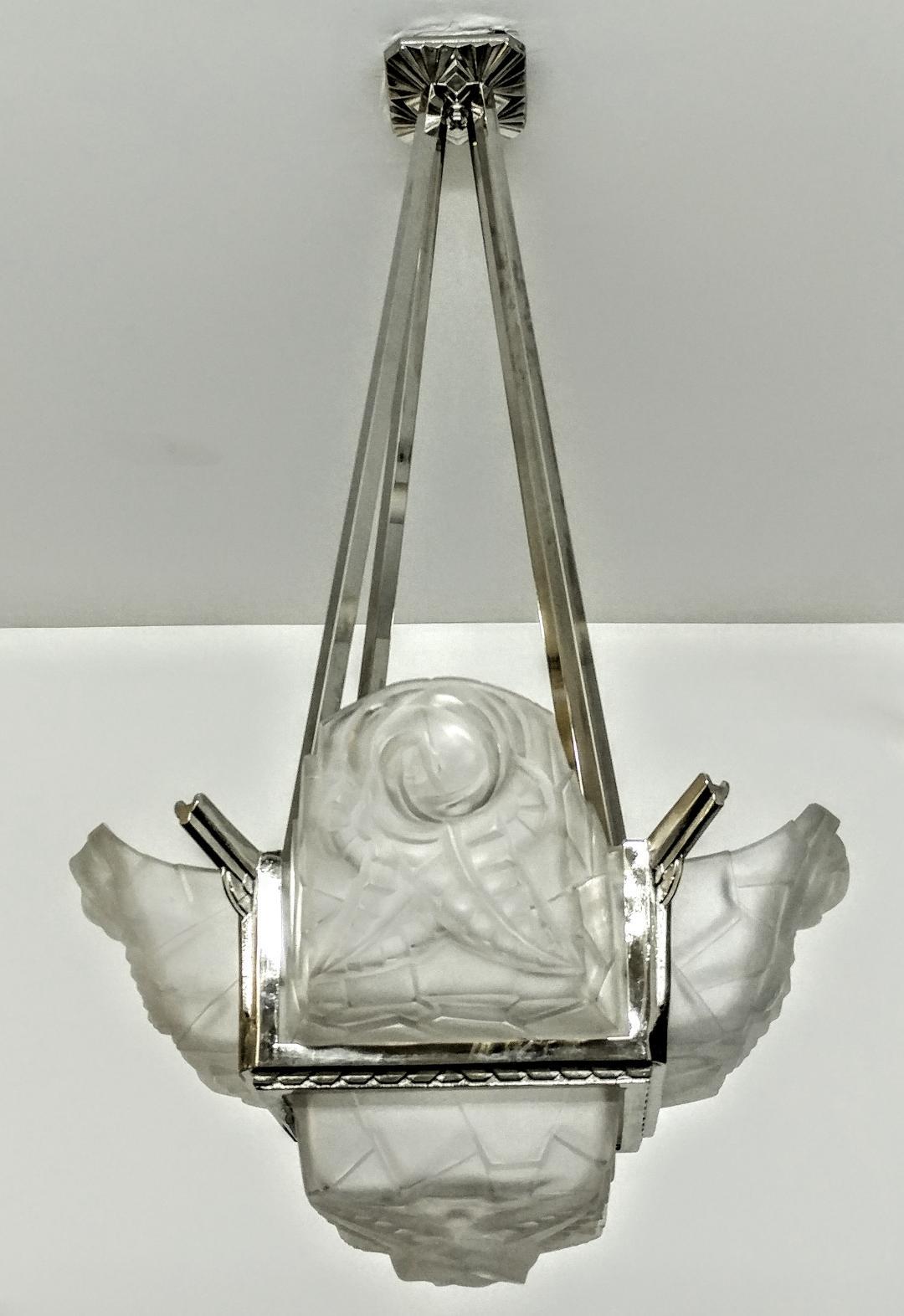 French Art Deco Pendant Chandelier Signed by Degue In Good Condition For Sale In Long Island City, NY