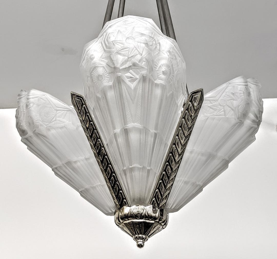 French Art Deco Pendant Chandelier Signed by J. Robert In Excellent Condition For Sale In Long Island City, NY