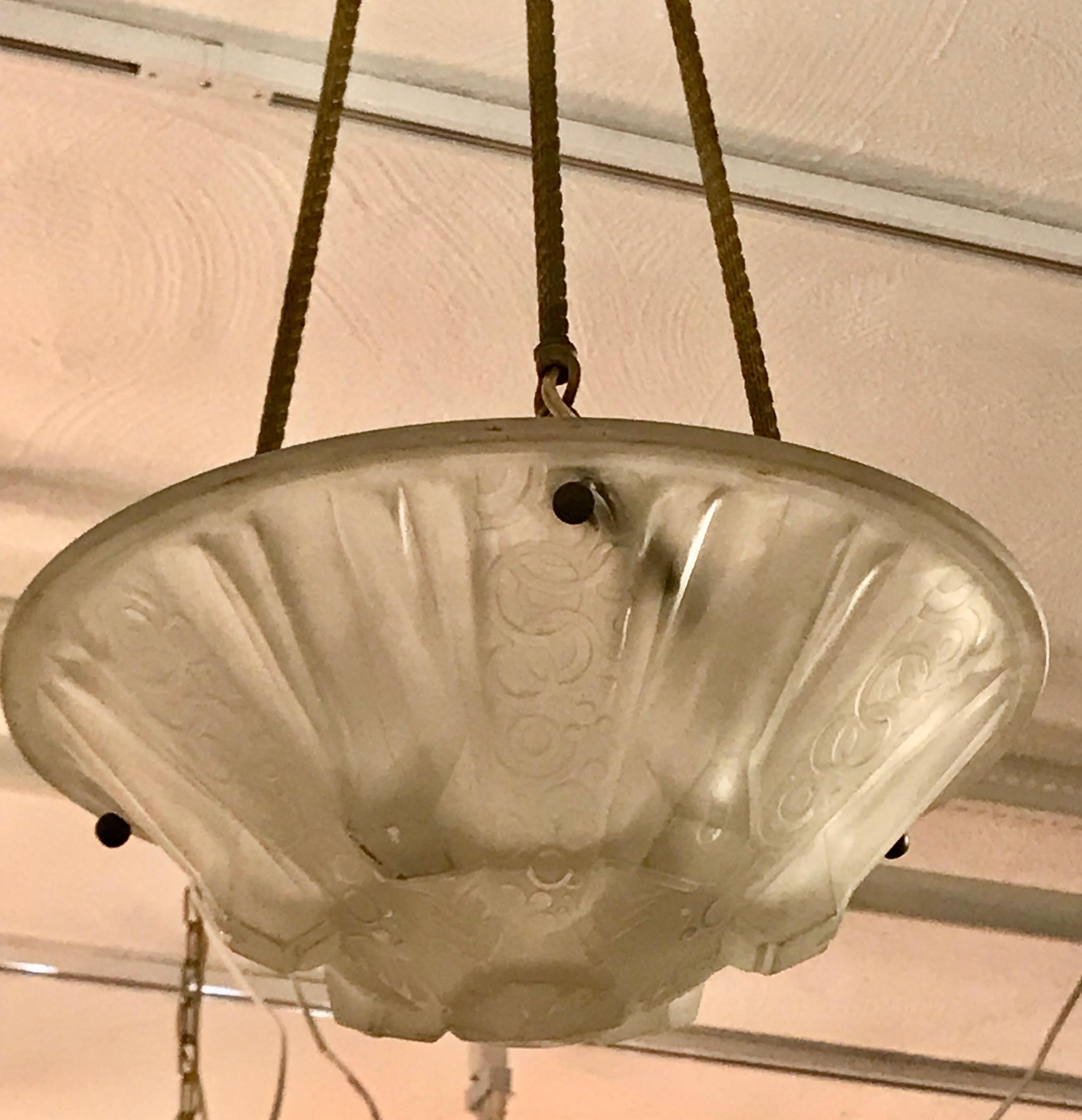 French Art Deco Pendant Chandelier Signed by Muller Frères Luneville In Excellent Condition For Sale In North Bergen, NJ