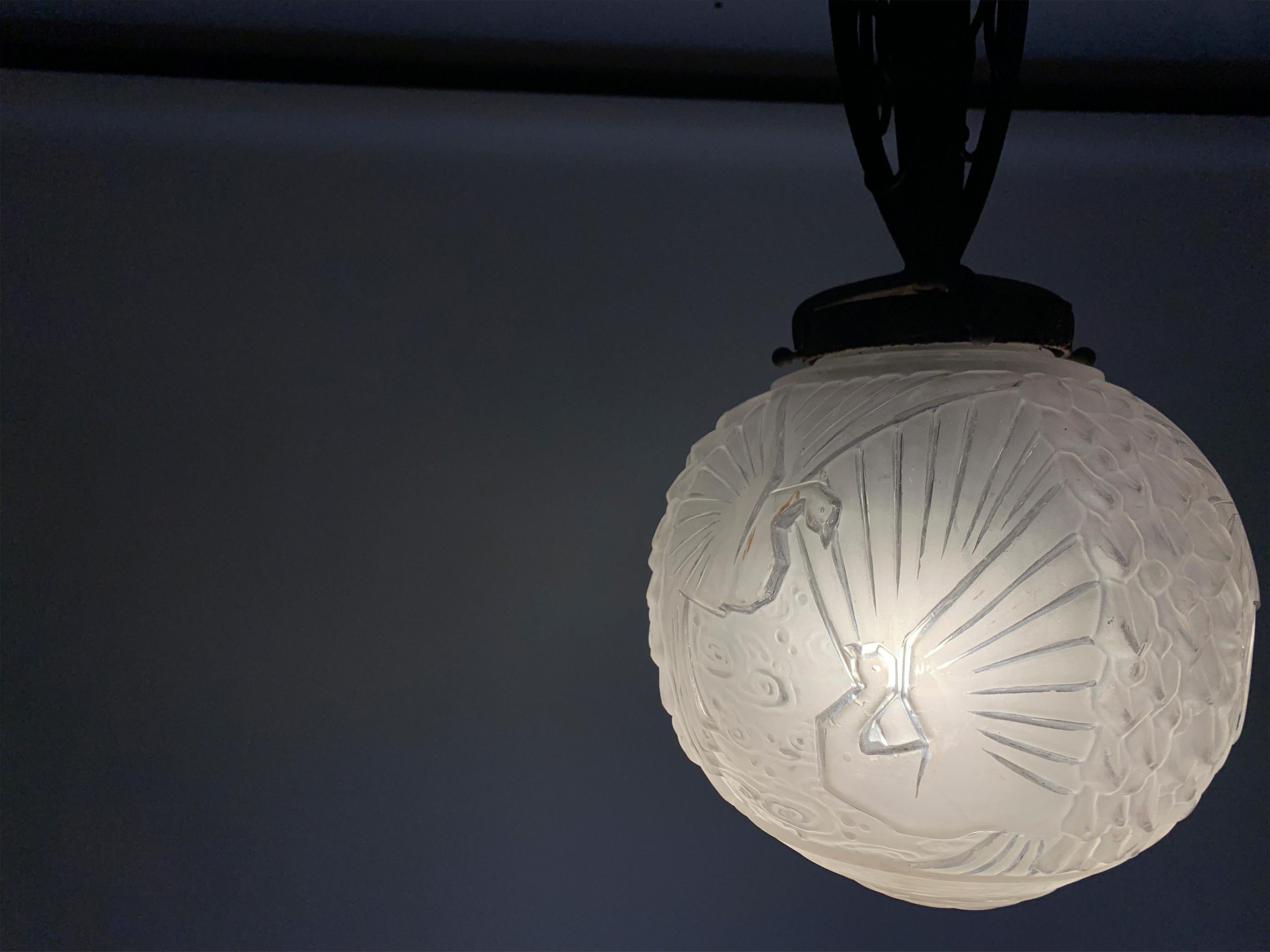 French Art Déco Pendant Light Signed Muller Frères Luneville, circa 1920 For Sale 2