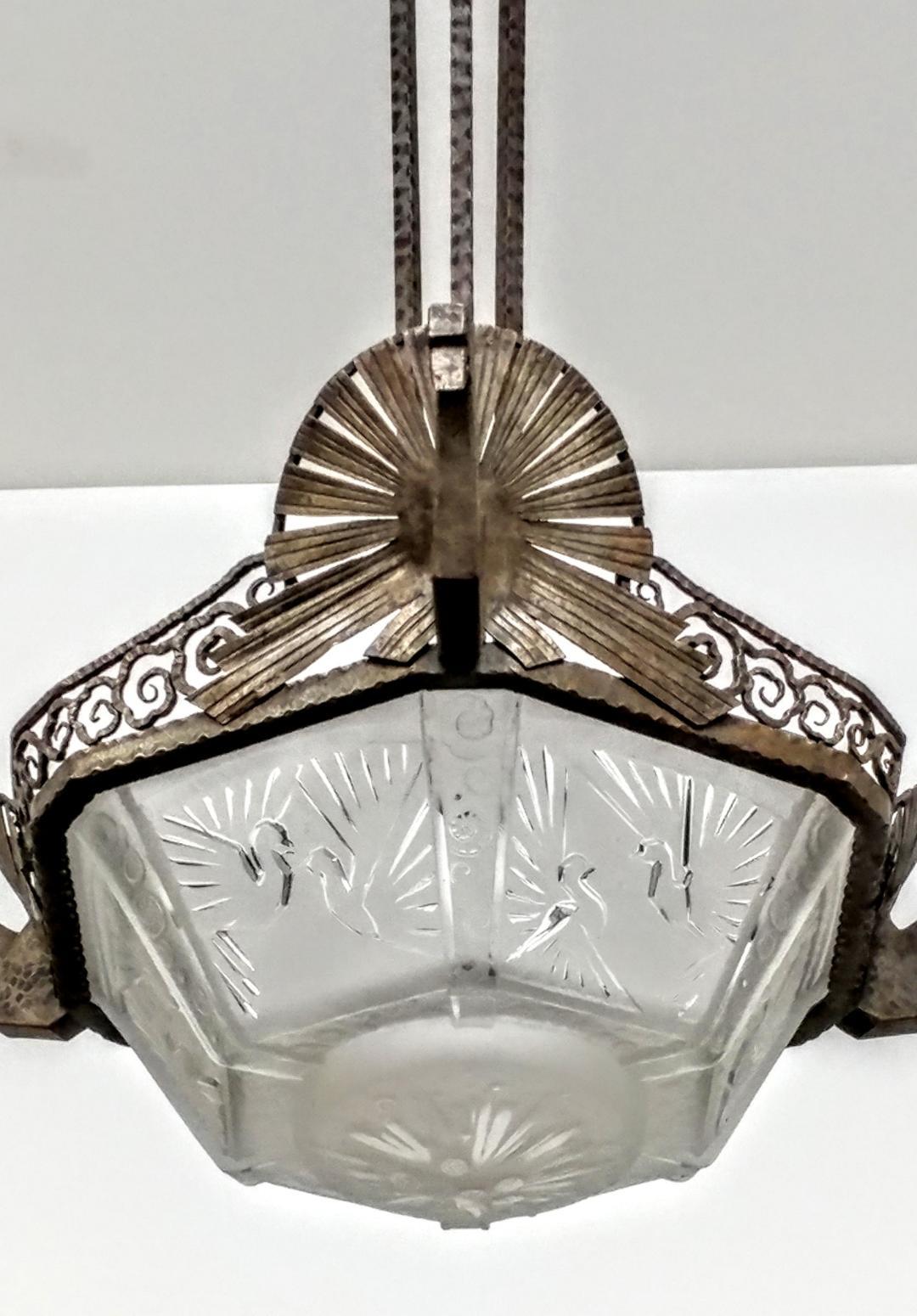 French Art Deco Pendent Chandelier Signed by Muller Ferers Lunneville In Excellent Condition For Sale In Long Island City, NY