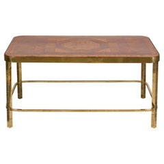 Tavolino da caffè francese del periodo Art Déco degli anni '30 con piano in parquet e base in ottone