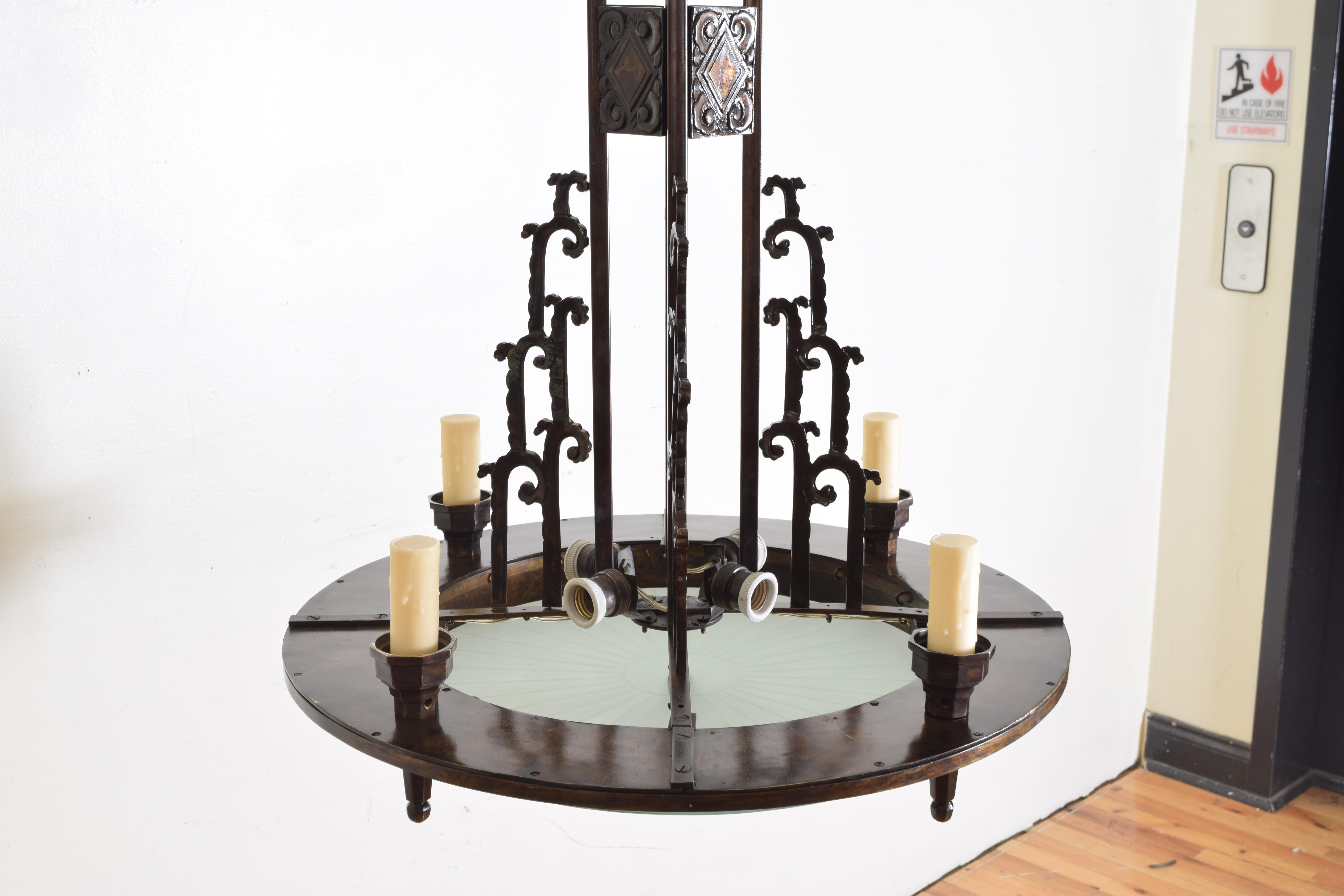 French Art Deco Period Bronze and Glass 8-Light Chandelier 4