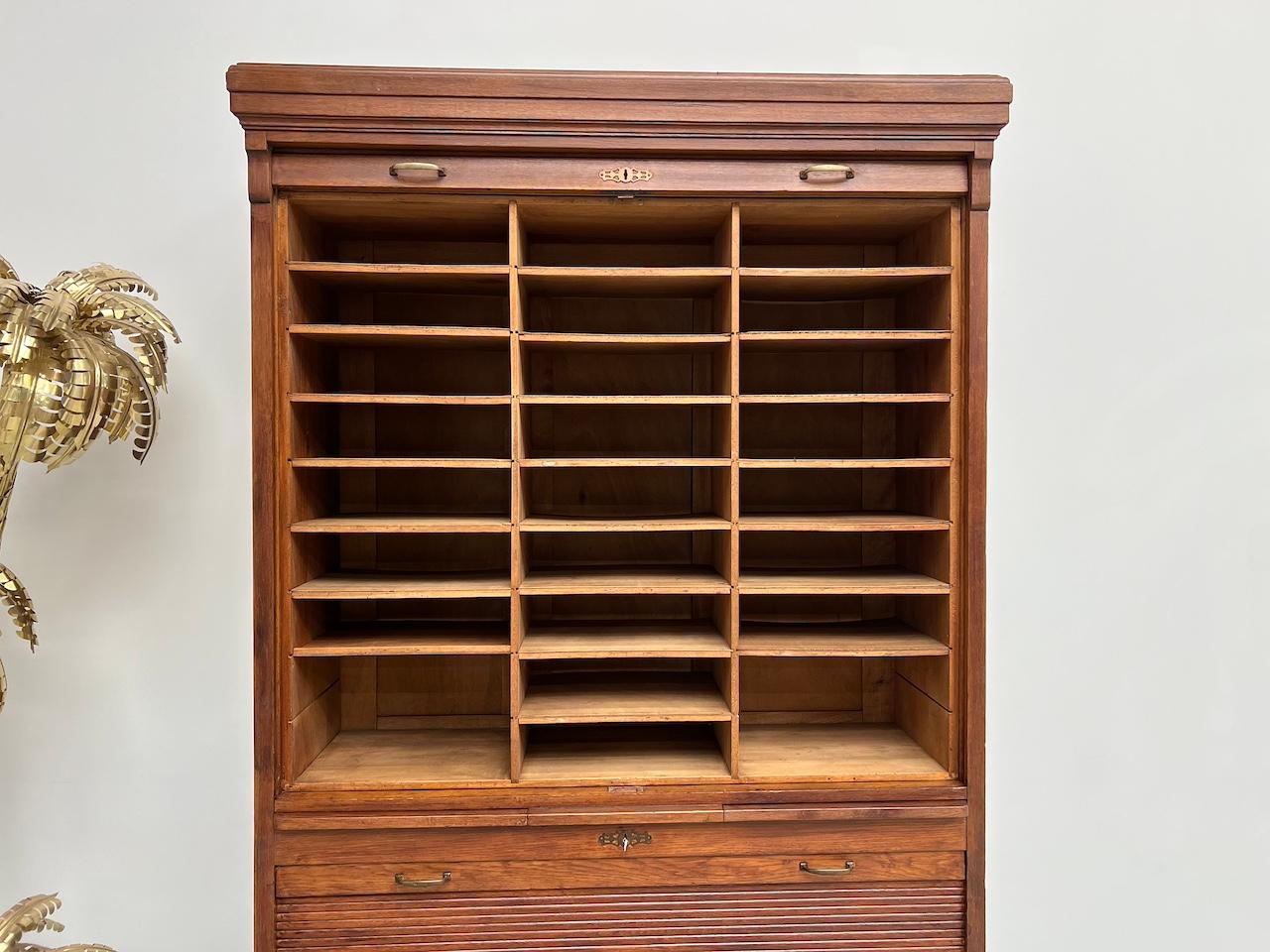 French Art Deco period curtained filing cabinet in solid oak, 1930s For Sale 7