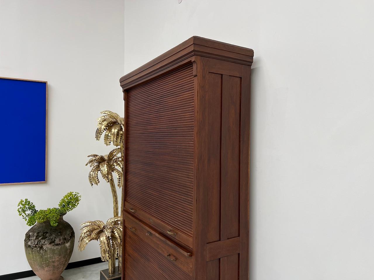 Oak French Art Deco period curtained filing cabinet in solid oak, 1930s For Sale