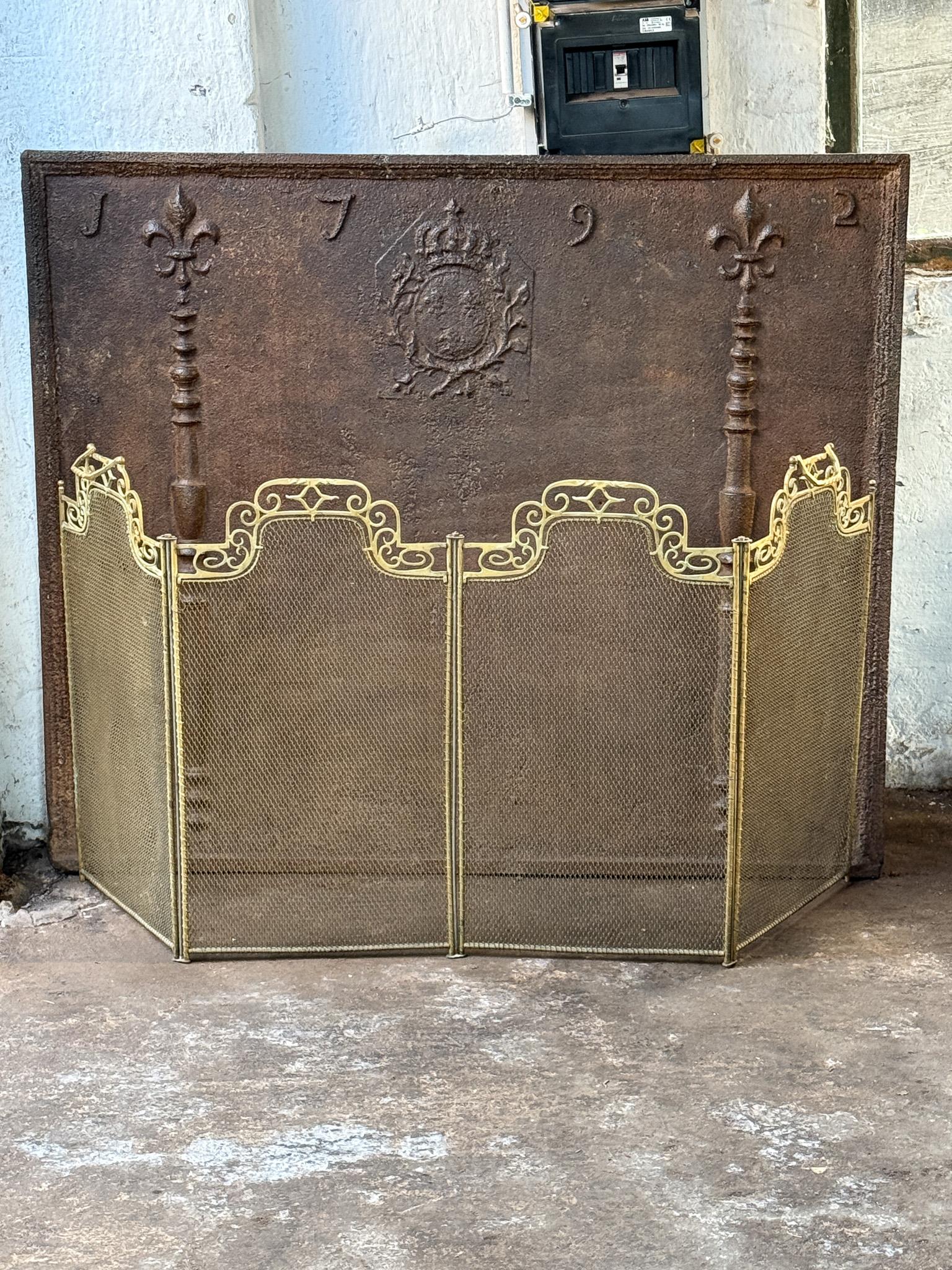 French Art Deco Period Fireplace Screen In Good Condition In Soest, NL