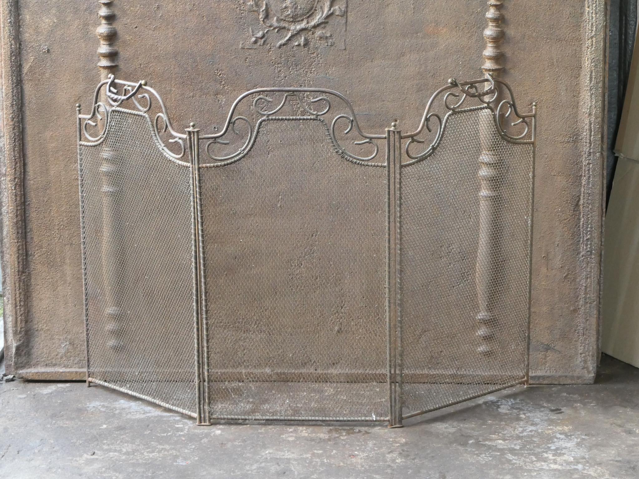 20th Century French Art Deco Period Fireplace Screen For Sale