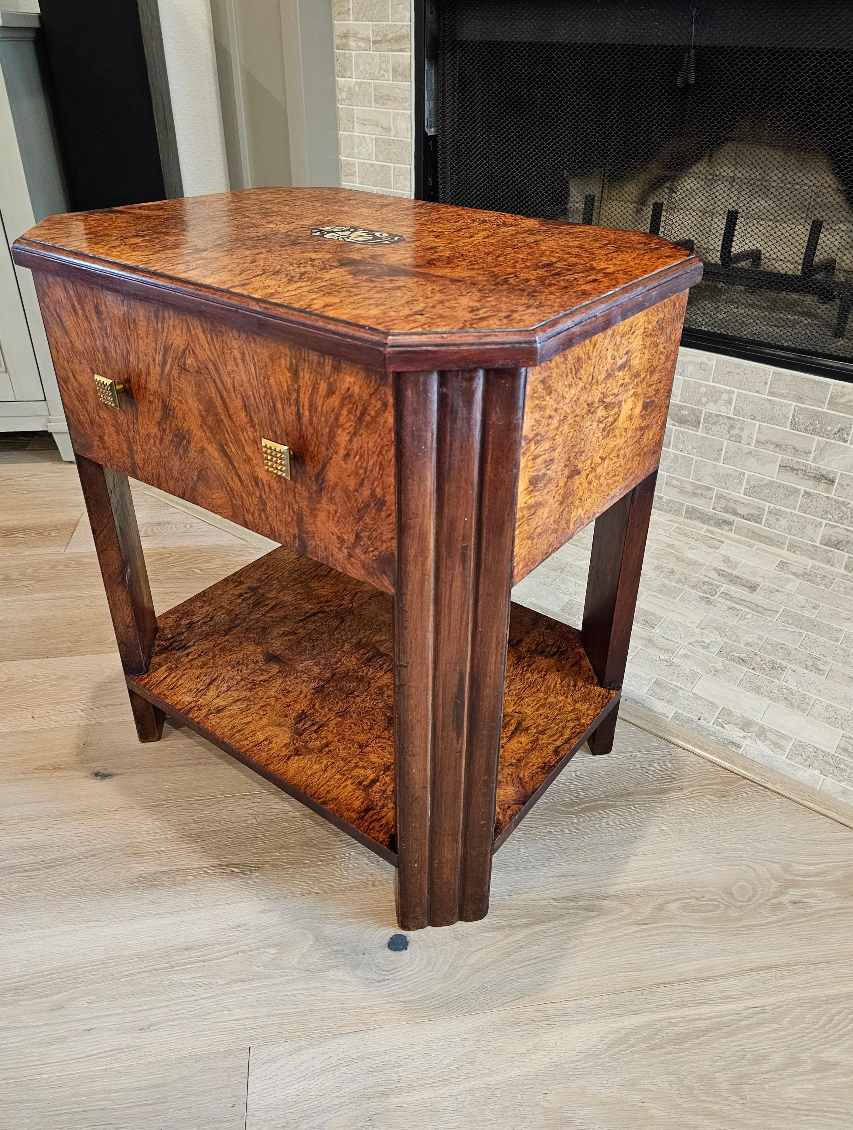 Französisch Art Deco Periode Jules Leleu Manier Burlwood Arbeitstisch im Zustand „Gut“ im Angebot in Forney, TX