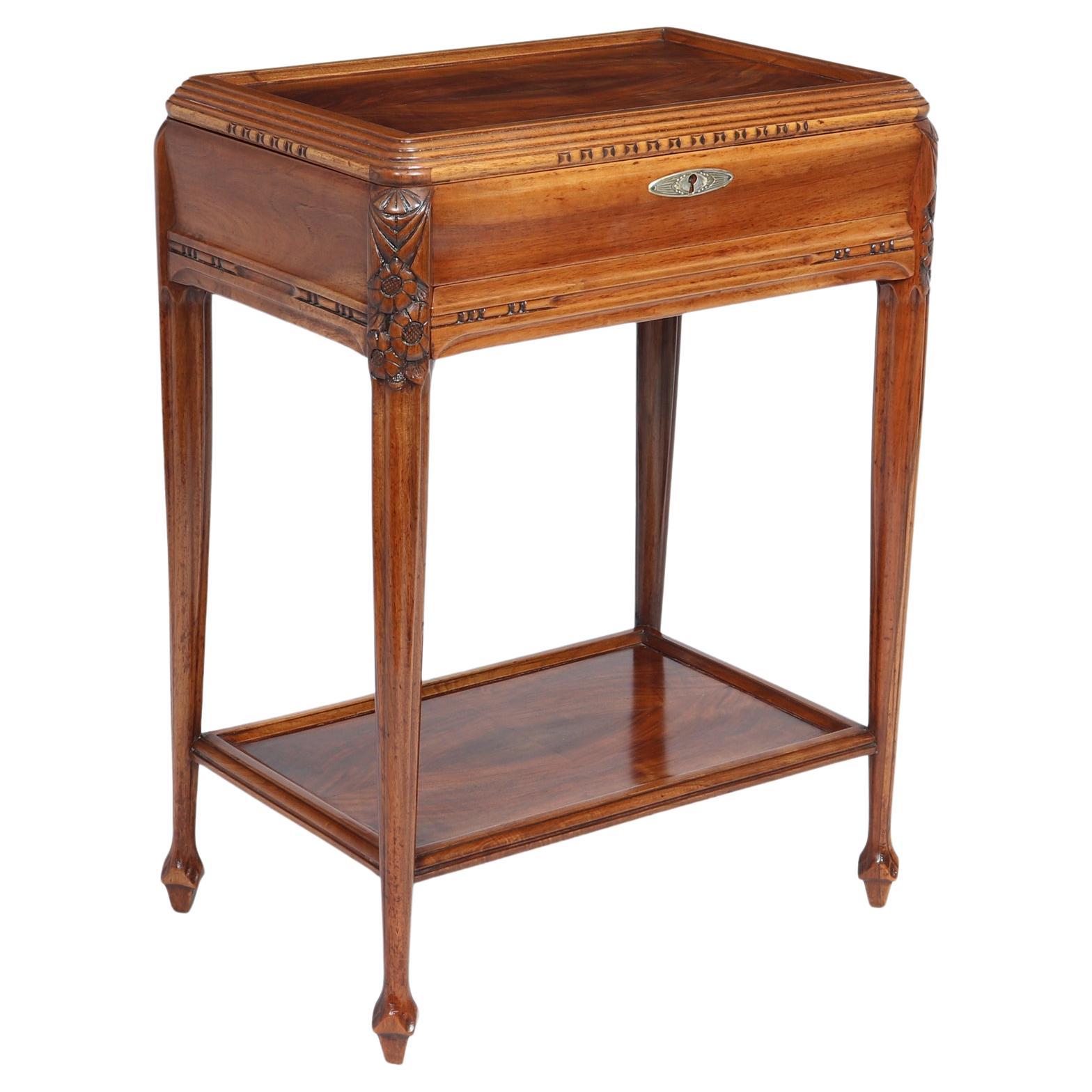 French Art Deco Petit Dressing Table For Sale