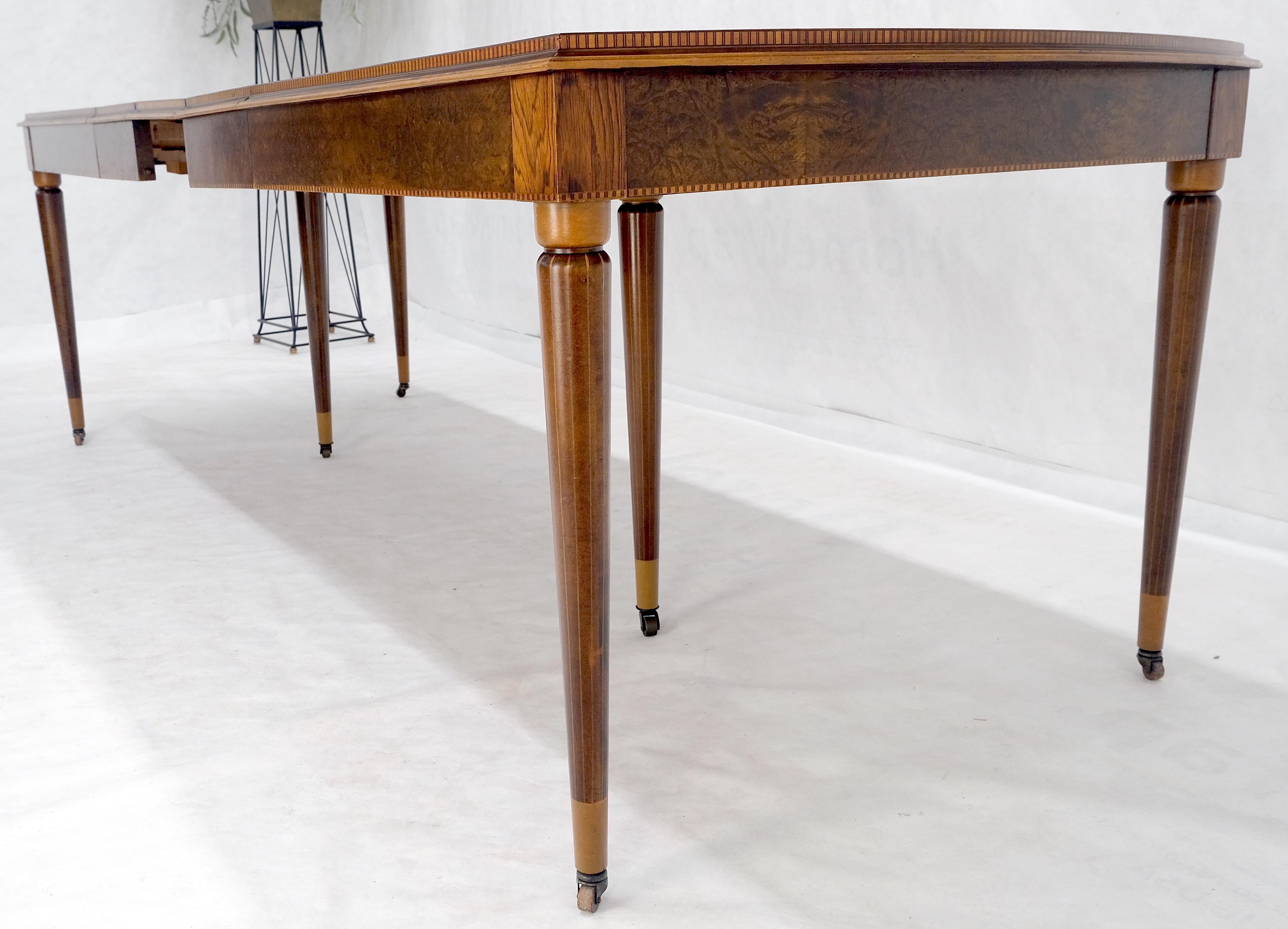 Table de salle à manger compacte Art déco français à motif phénoménal en bois de rose 3 feuilles MINT en vente 6
