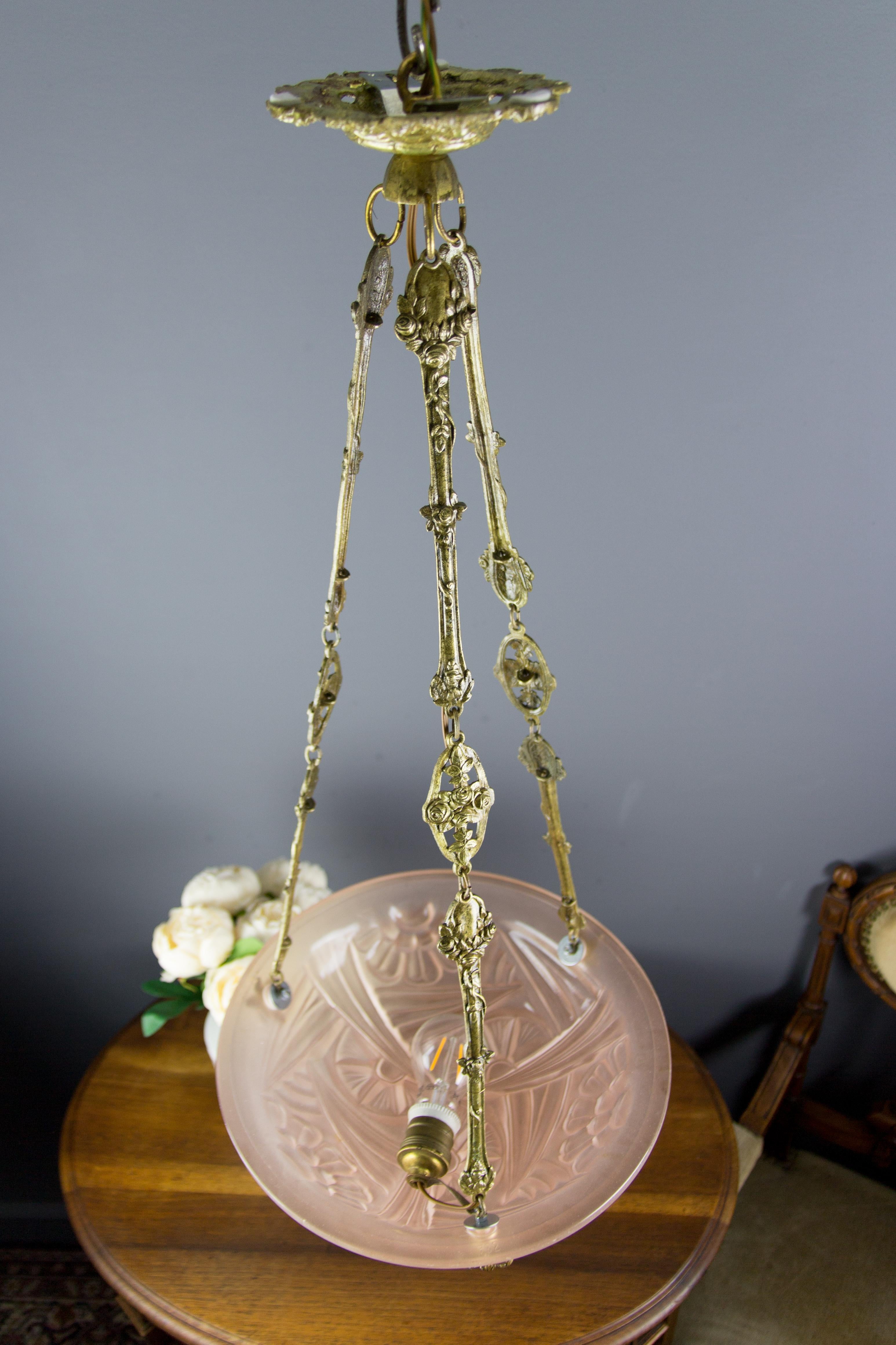 French Art Deco Pink Glass and Bronze Pendant Chandelier Signed Degue, 1920s 4