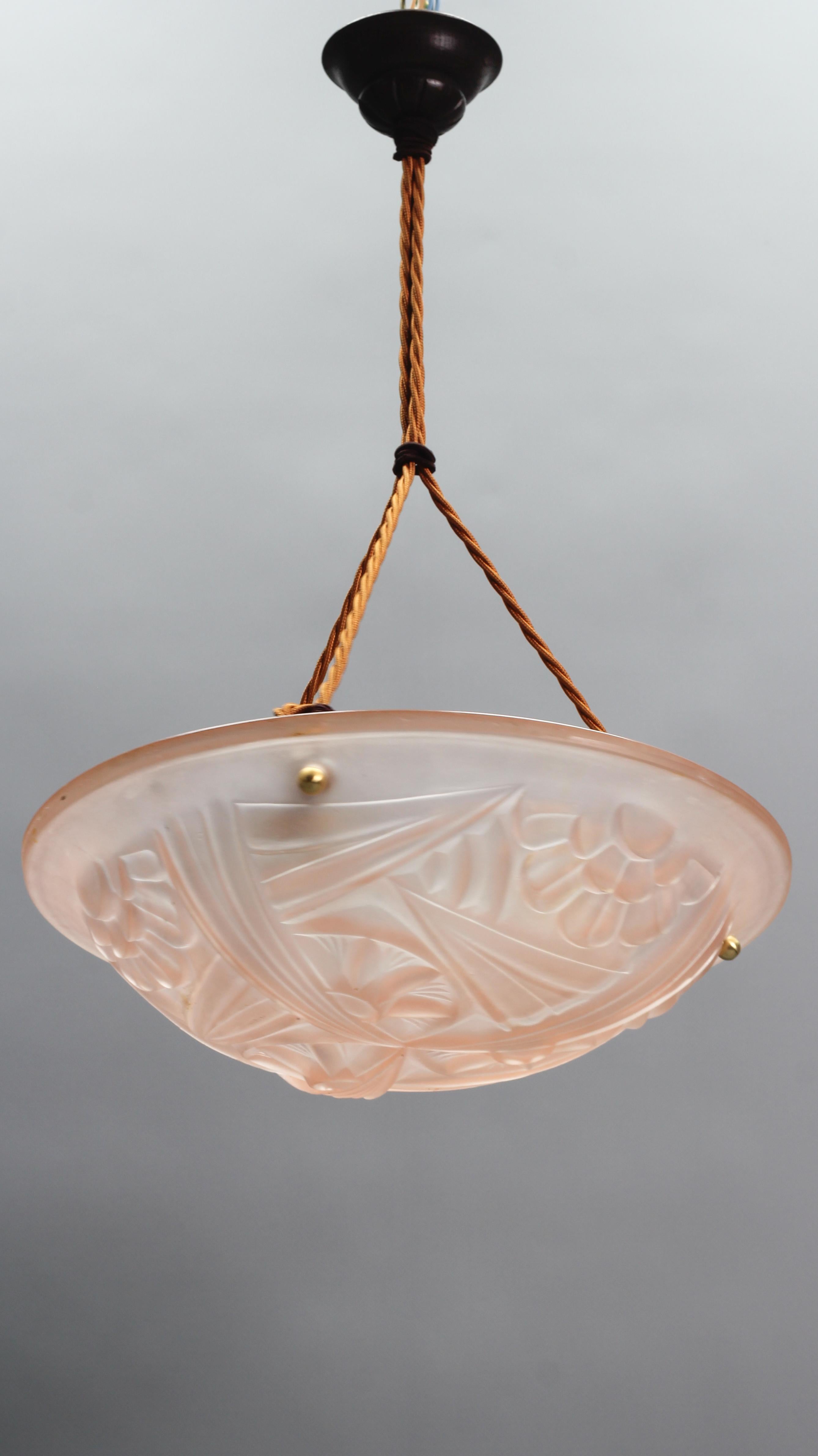 French Art Deco Pink Glass Three-Light Pendant Light Signed Degue, 1920s 15