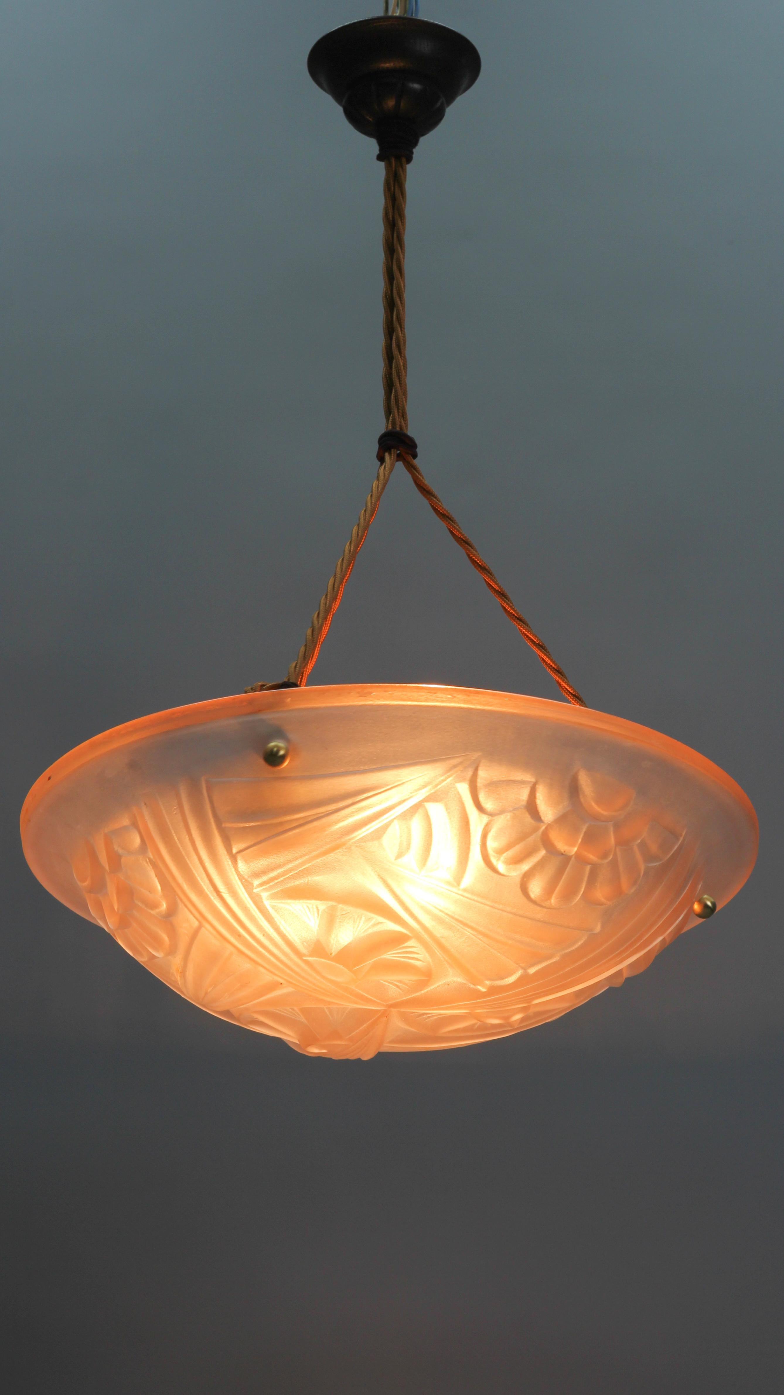 Early 20th Century French Art Deco Pink Glass Three-Light Pendant Light Signed Degue, 1920s