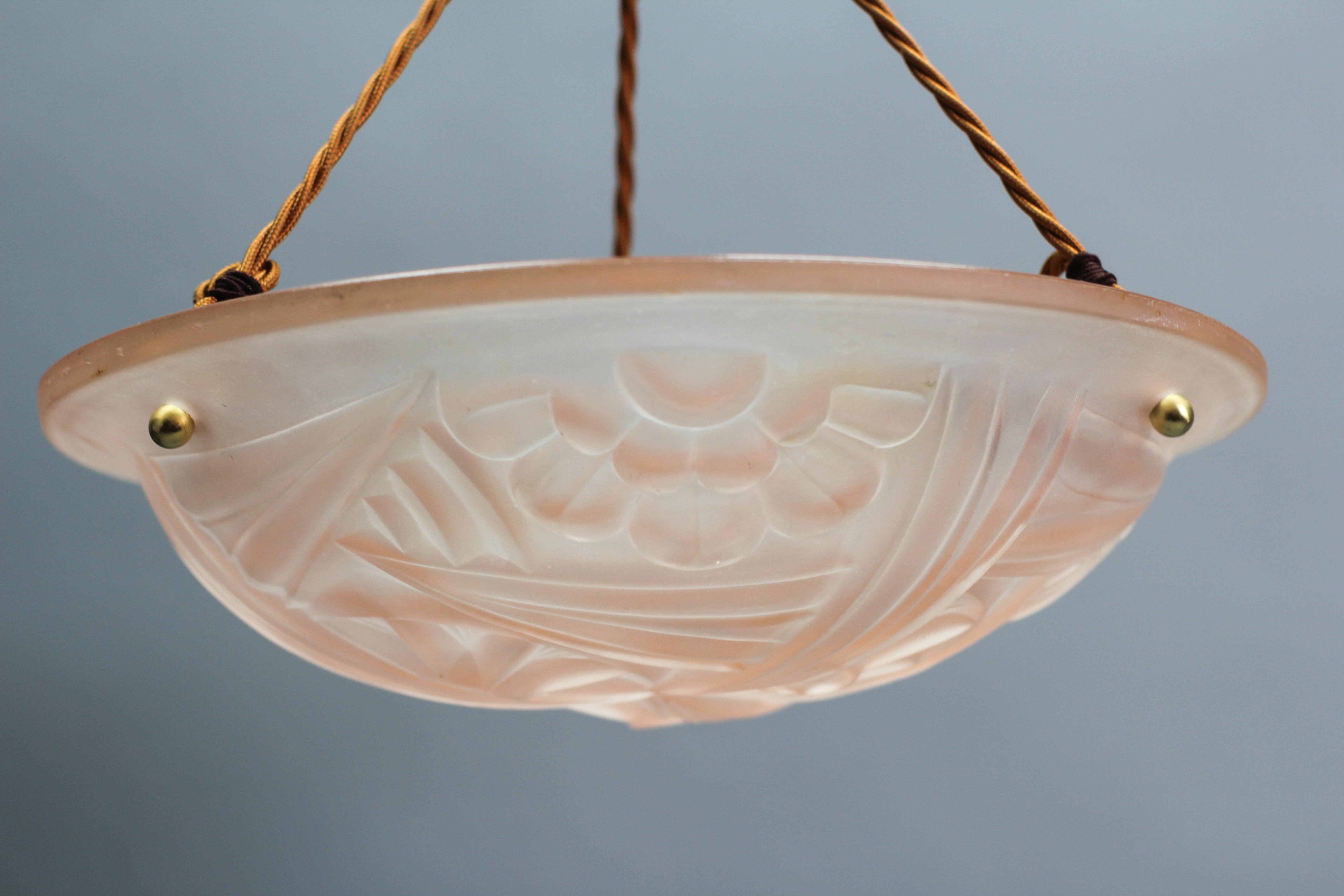 French Art Deco Pink Glass Three-Light Pendant Light Signed Degue, 1920s 4