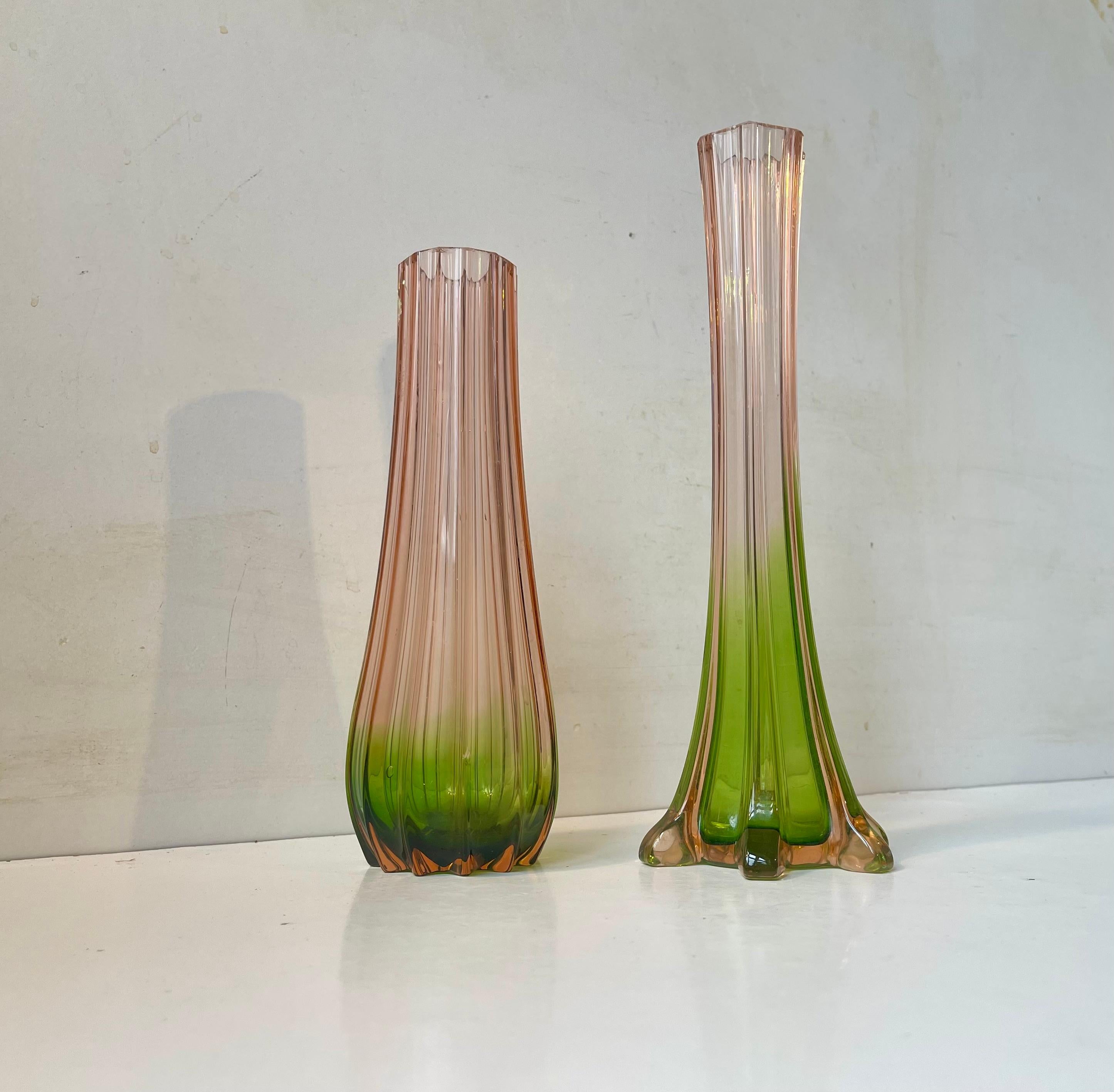 French Art Deco Pink & Green - 'Rubina Verde' Glass Vases, 1920s For Sale 2