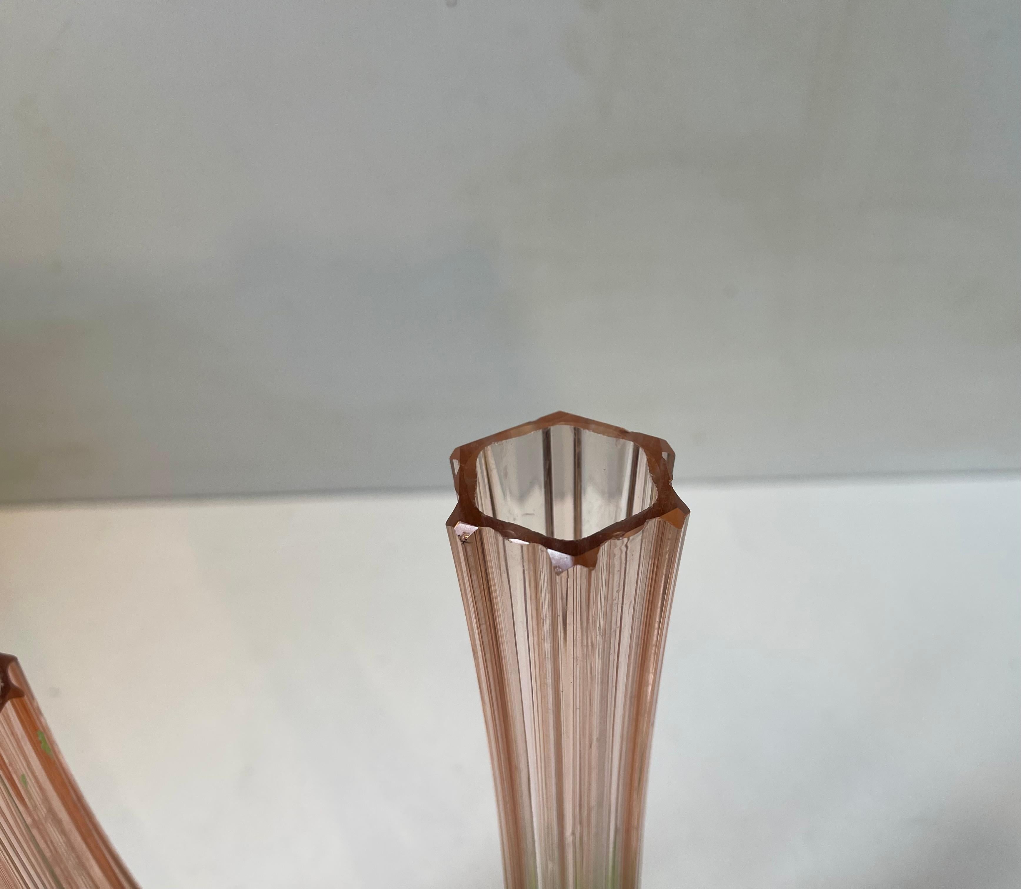 French Art Deco Pink & Green - 'Rubina Verde' Glass Vases, 1920s For Sale 4