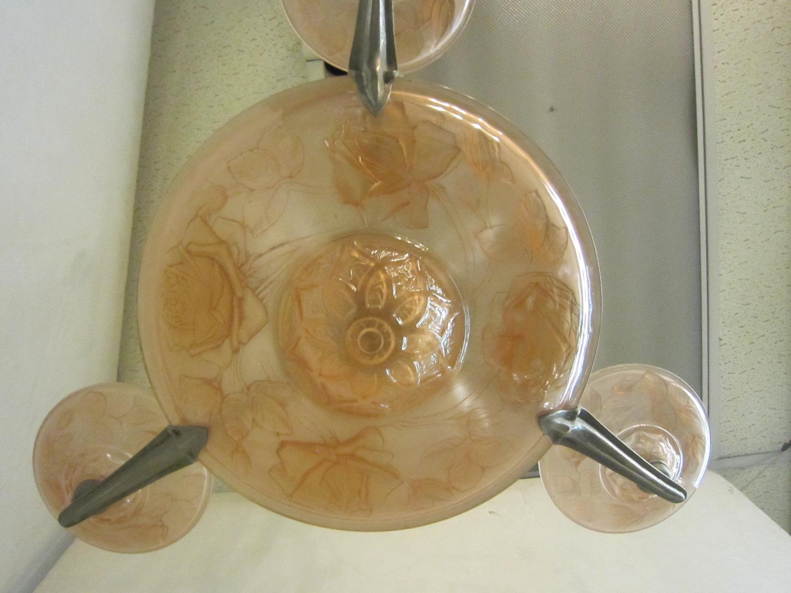 French Art Deco Pink/ Peach Chandelier with Rose Motif Signed: Verdun For Sale 7
