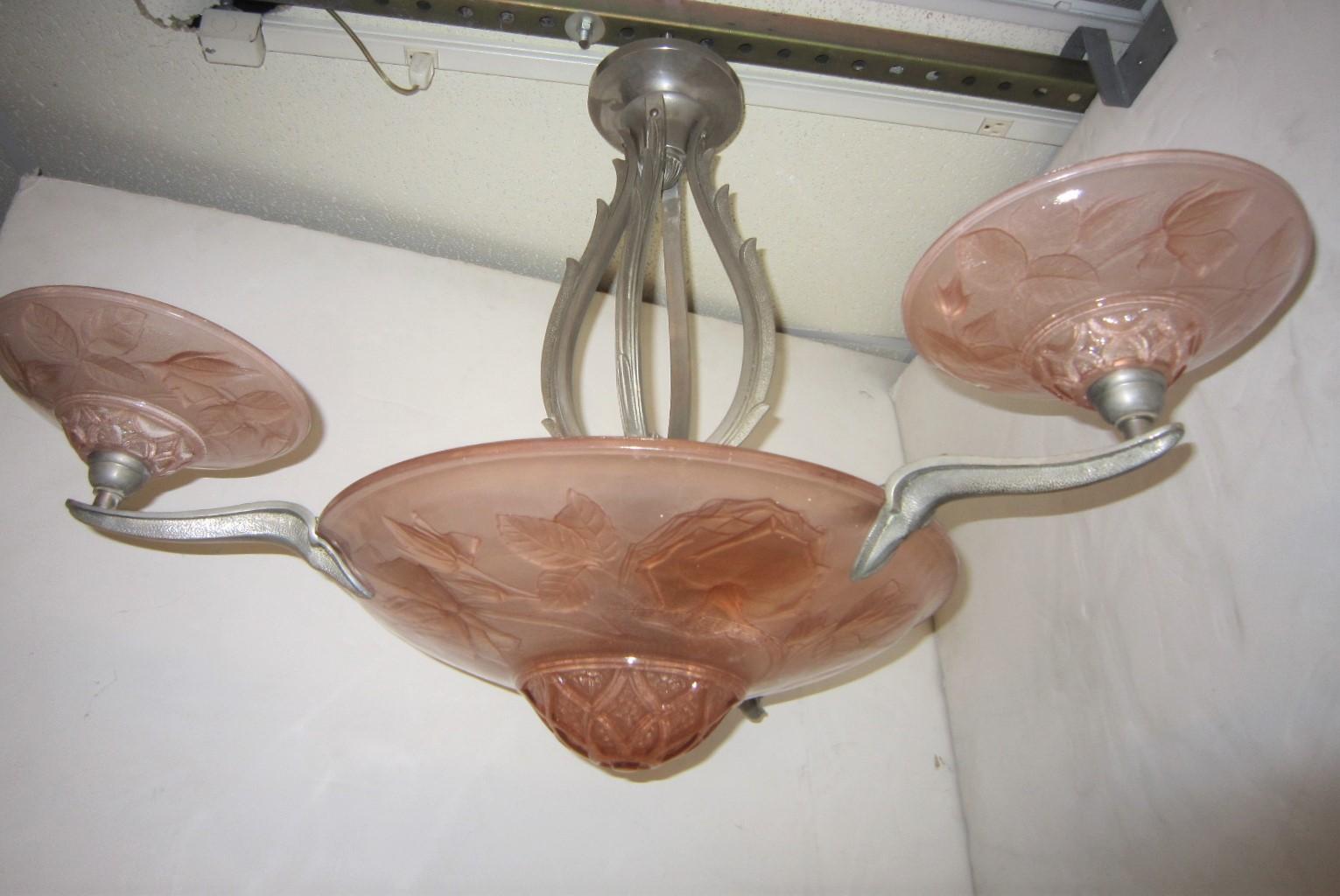 20th Century French Art Deco Pink/ Peach Chandelier with Rose Motif Signed: Verdun For Sale