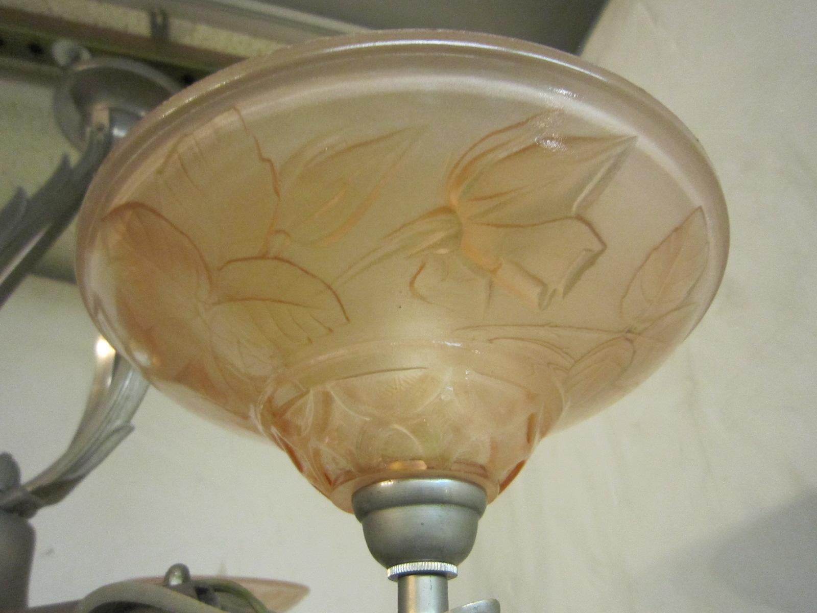 French Art Deco Pink/ Peach Chandelier with Rose Motif Signed: Verdun For Sale 1