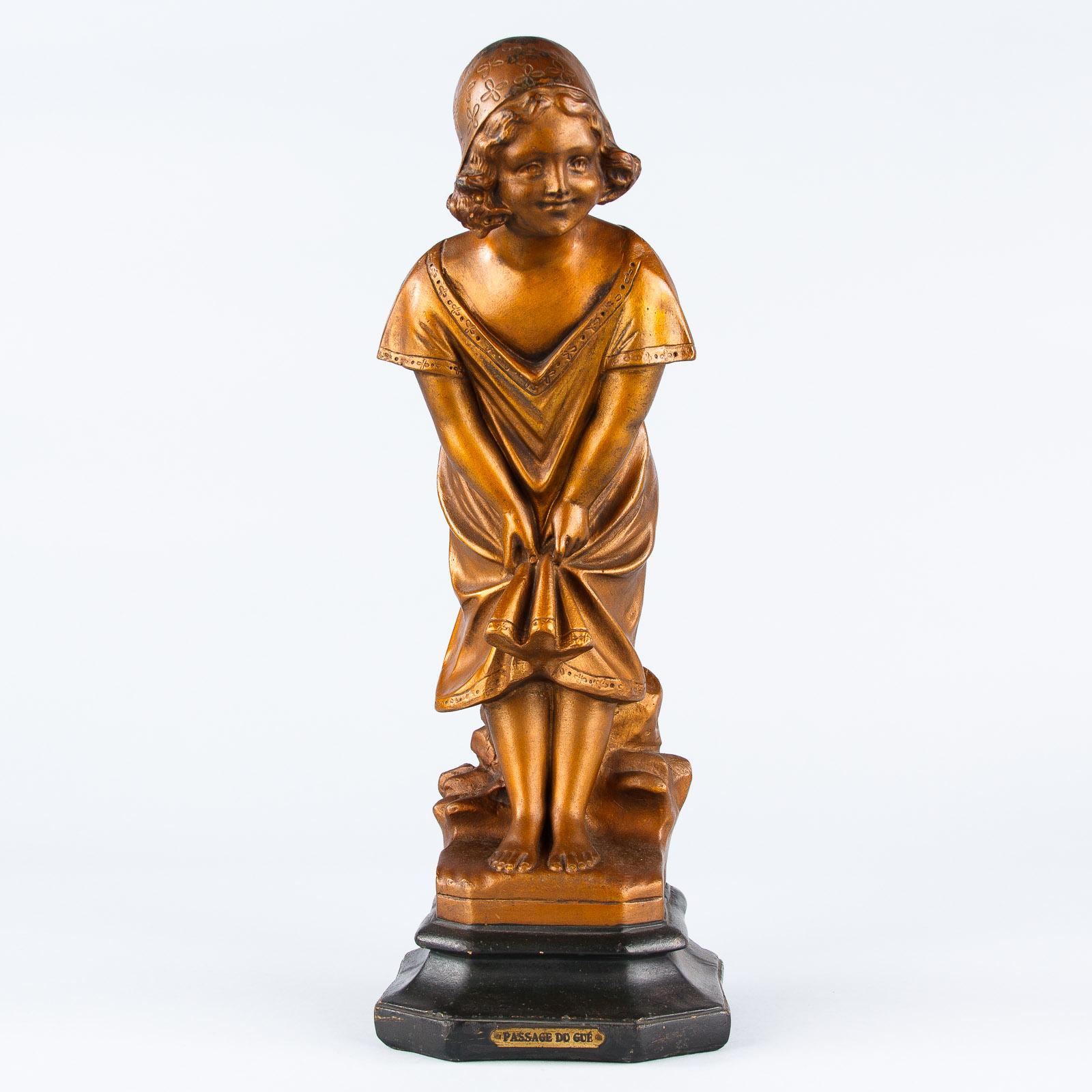 French Art Deco Statuette of Young Girl, 1920s For Sale 11