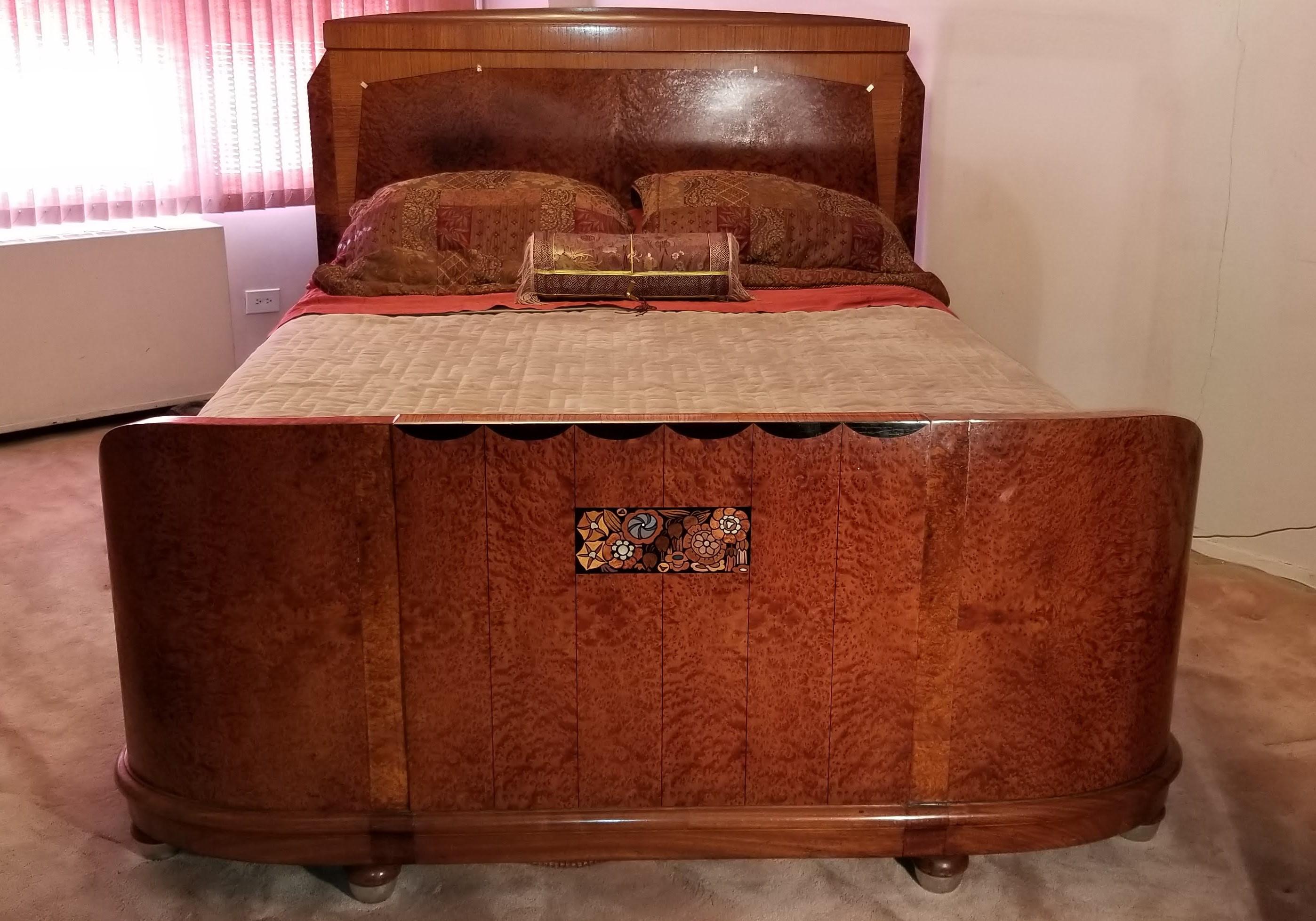 French Art Deco Queen Size Inlaid Thuya Wood Bed, Attributed to Maurice Dufrène 11