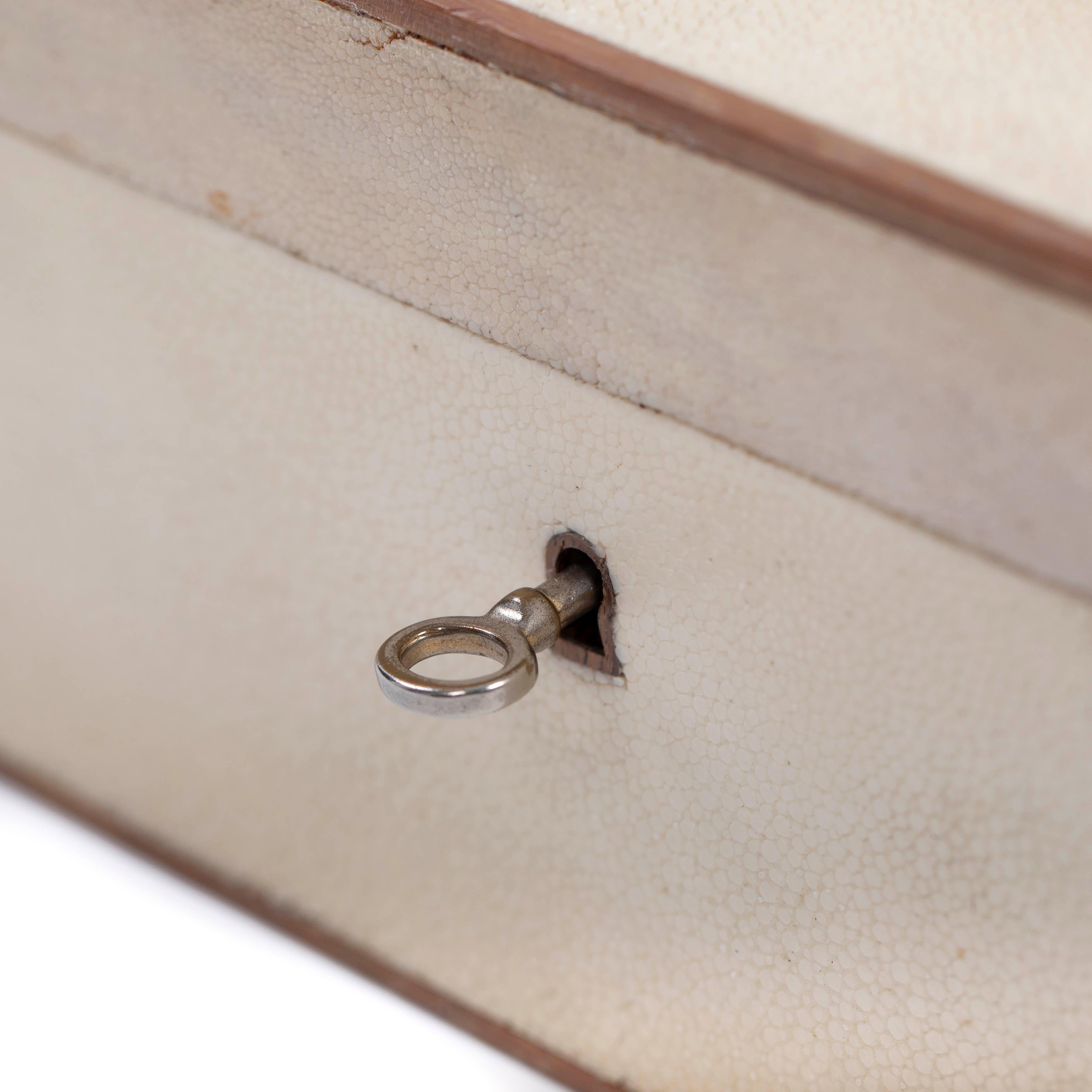 French Art Déco Rectangular Galuchat Leather Box for Cigars etc. from the 1940s For Sale 4