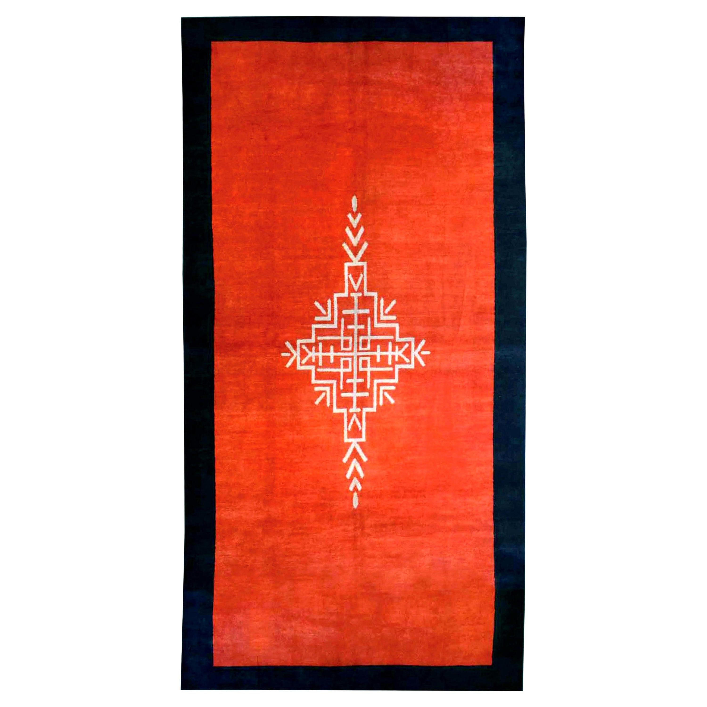 Early 20th Century French Art Deco Red Rug For Sale