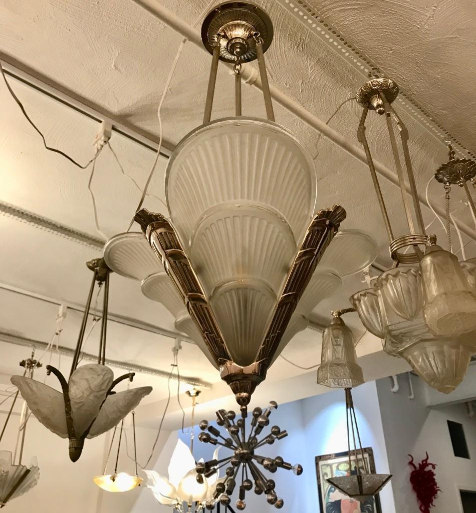 French Art Deco Ribbed Chandelier For Sale 3