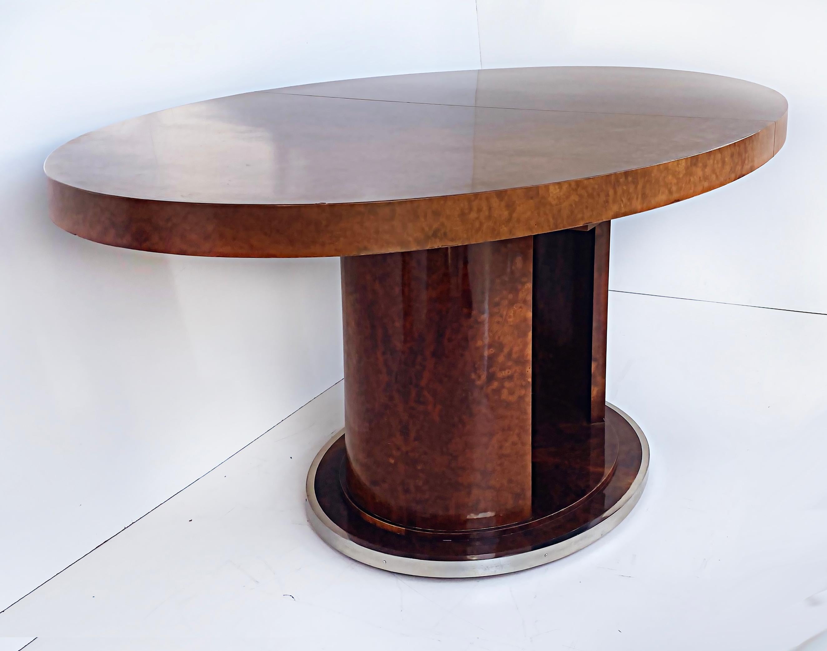 French Art Deco Rinck Paris Burlwood Dining Table 1930s, Extending Oval Pedestal In Good Condition In Miami, FL